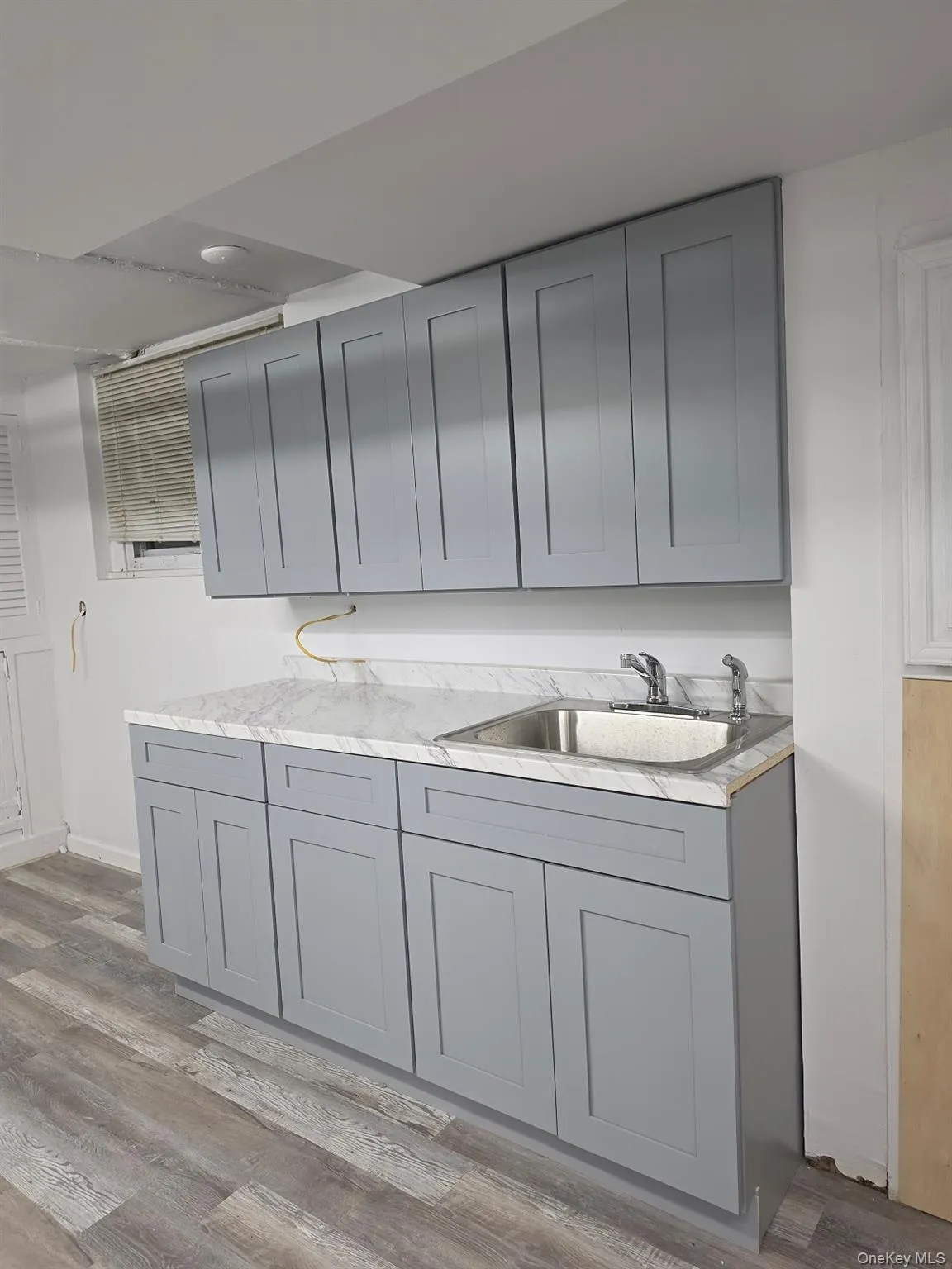 412 Keller Avenue, Hempstead, NY, 1 Bedroom Bedrooms, 4 Rooms Rooms,1 BathroomBathrooms,Residential Lease,For Rent,Keller,0,1011504 412 Keller Avenue, Hempstead, NY, 1 Bedroom Bedrooms, 4 Rooms Rooms,1 BathroomBathrooms,Residential Lease,For Rent,Keller,0,1011504