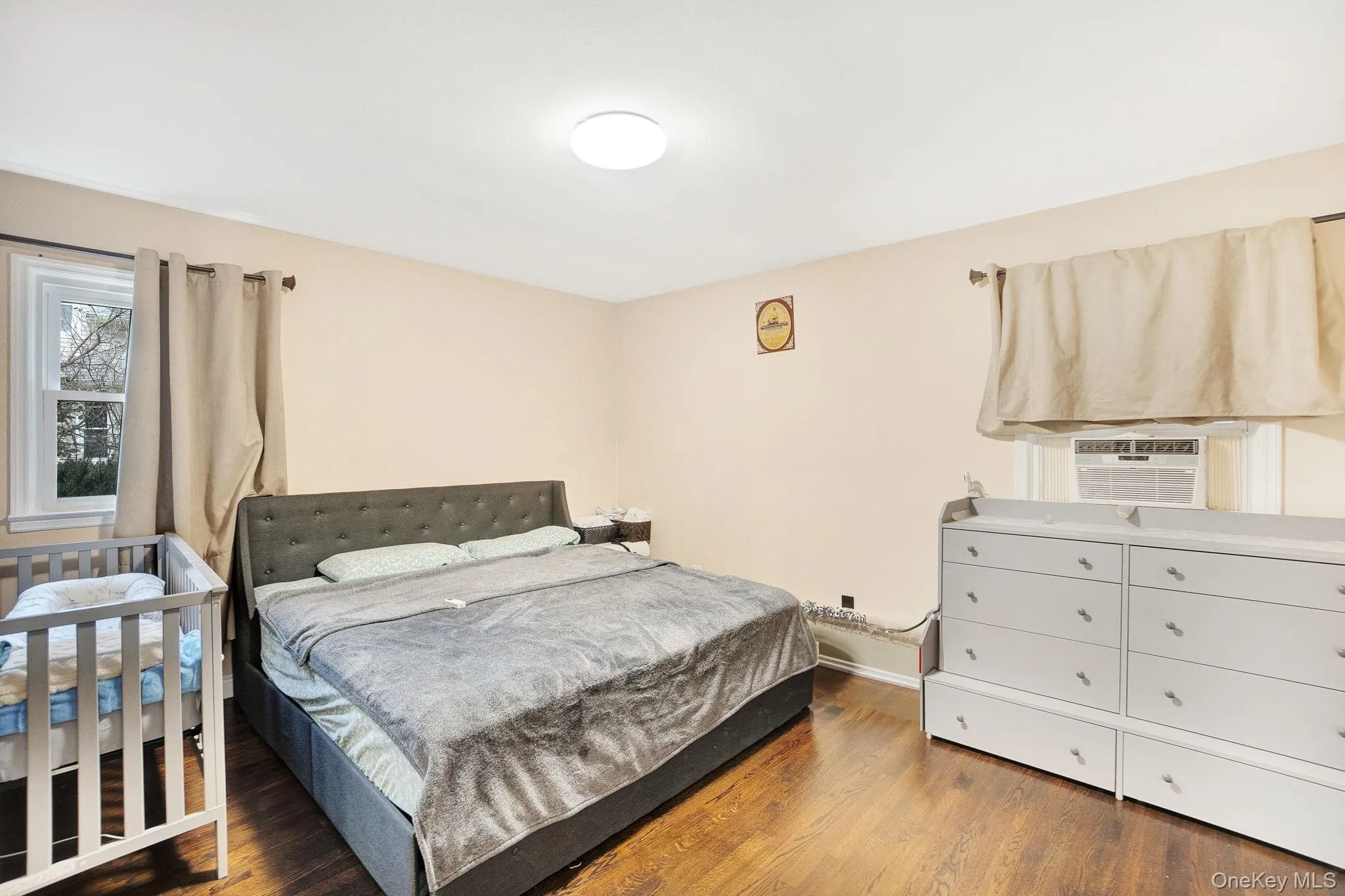 57 1st Street, Oyster Bay, NY, 5 Bedrooms Bedrooms, 9 Rooms Rooms,3 BathroomsBathrooms,Residential,For Rent,1st,0,1011505 57 1st Street, Oyster Bay, NY, 5 Bedrooms Bedrooms, 9 Rooms Rooms,3 BathroomsBathrooms,Residential,For Rent,1st,0,1011505