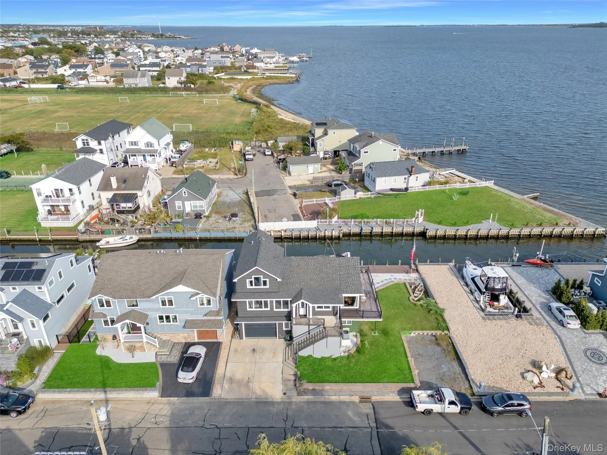 998 Pacific Street, Babylon, NY, 4 Bedrooms Bedrooms, 8 Rooms Rooms,2 BathroomsBathrooms,Residential,For Rent,Pacific,0,1011506 998 Pacific Street, Babylon, NY, 4 Bedrooms Bedrooms, 8 Rooms Rooms,2 BathroomsBathrooms,Residential,For Rent,Pacific,0,1011506