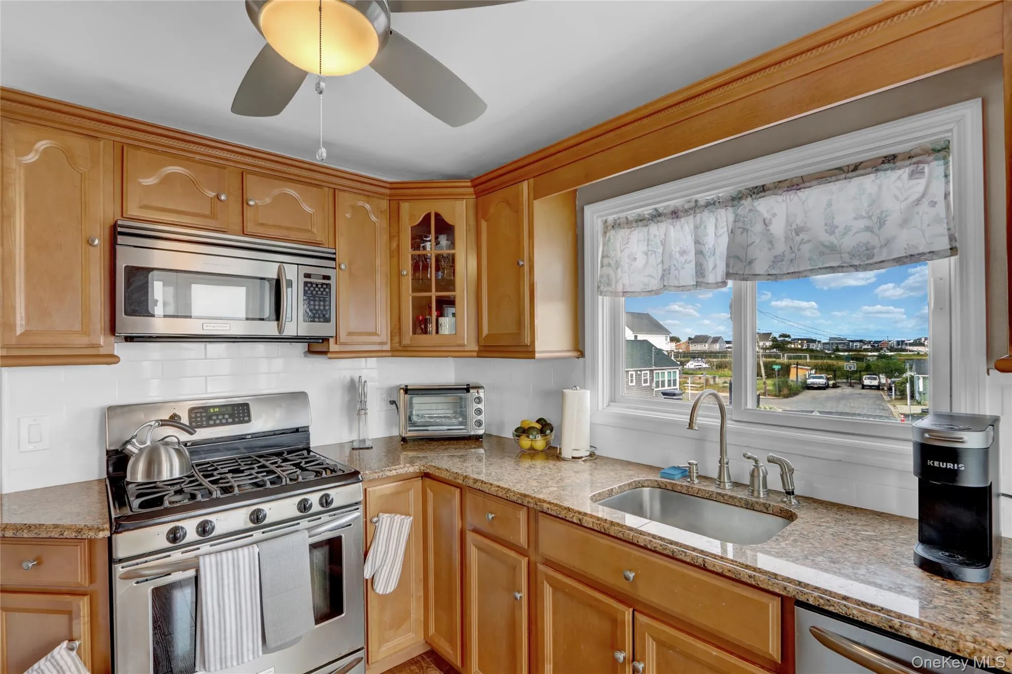 998 Pacific Street, Babylon, NY, 4 Bedrooms Bedrooms, 8 Rooms Rooms,2 BathroomsBathrooms,Residential,For Rent,Pacific,0,1011506 998 Pacific Street, Babylon, NY, 4 Bedrooms Bedrooms, 8 Rooms Rooms,2 BathroomsBathrooms,Residential,For Rent,Pacific,0,1011506