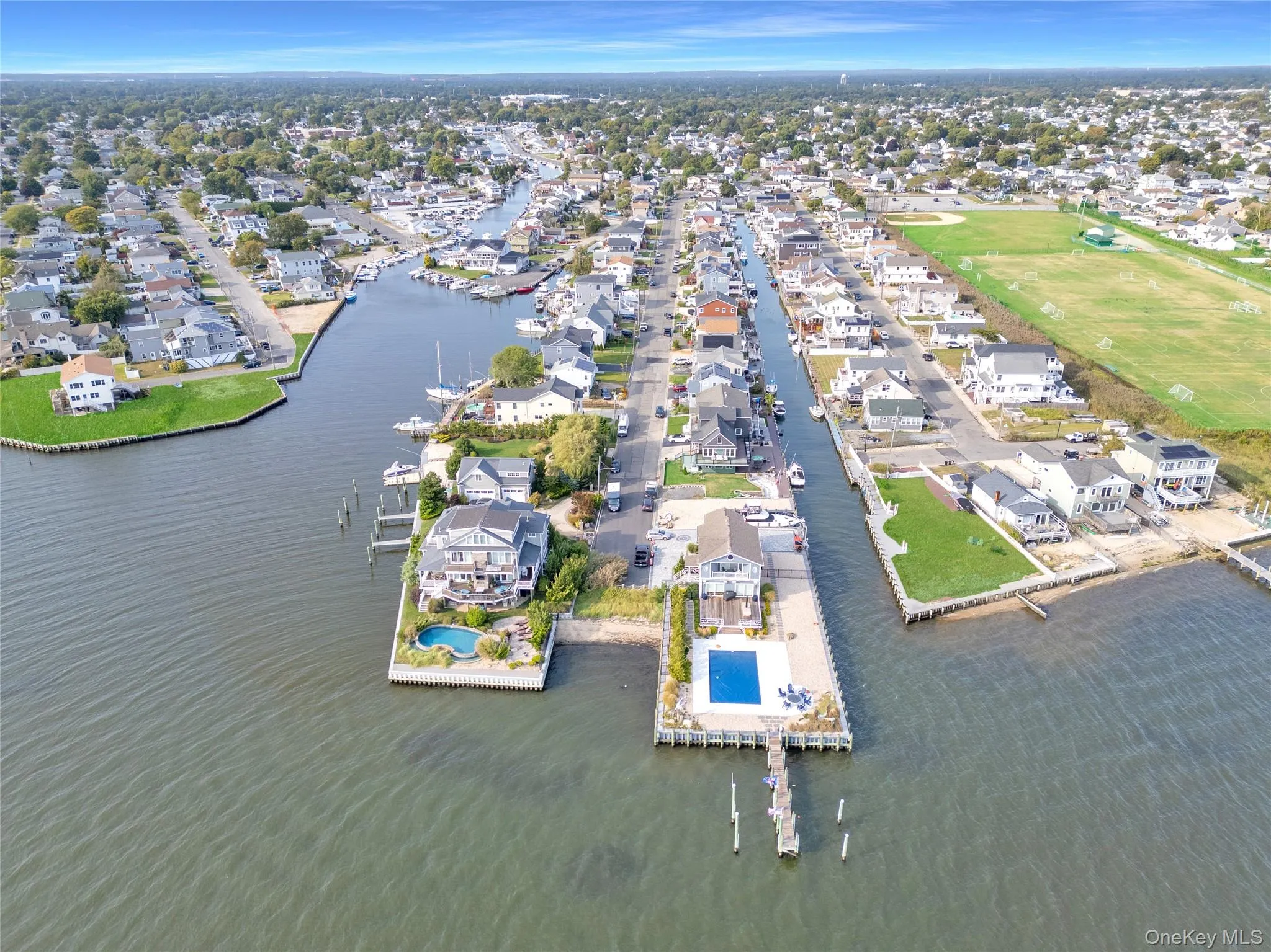 998 Pacific Street, Babylon, NY, 4 Bedrooms Bedrooms, 8 Rooms Rooms,2 BathroomsBathrooms,Residential,For Rent,Pacific,0,1011506 998 Pacific Street, Babylon, NY, 4 Bedrooms Bedrooms, 8 Rooms Rooms,2 BathroomsBathrooms,Residential,For Rent,Pacific,0,1011506
