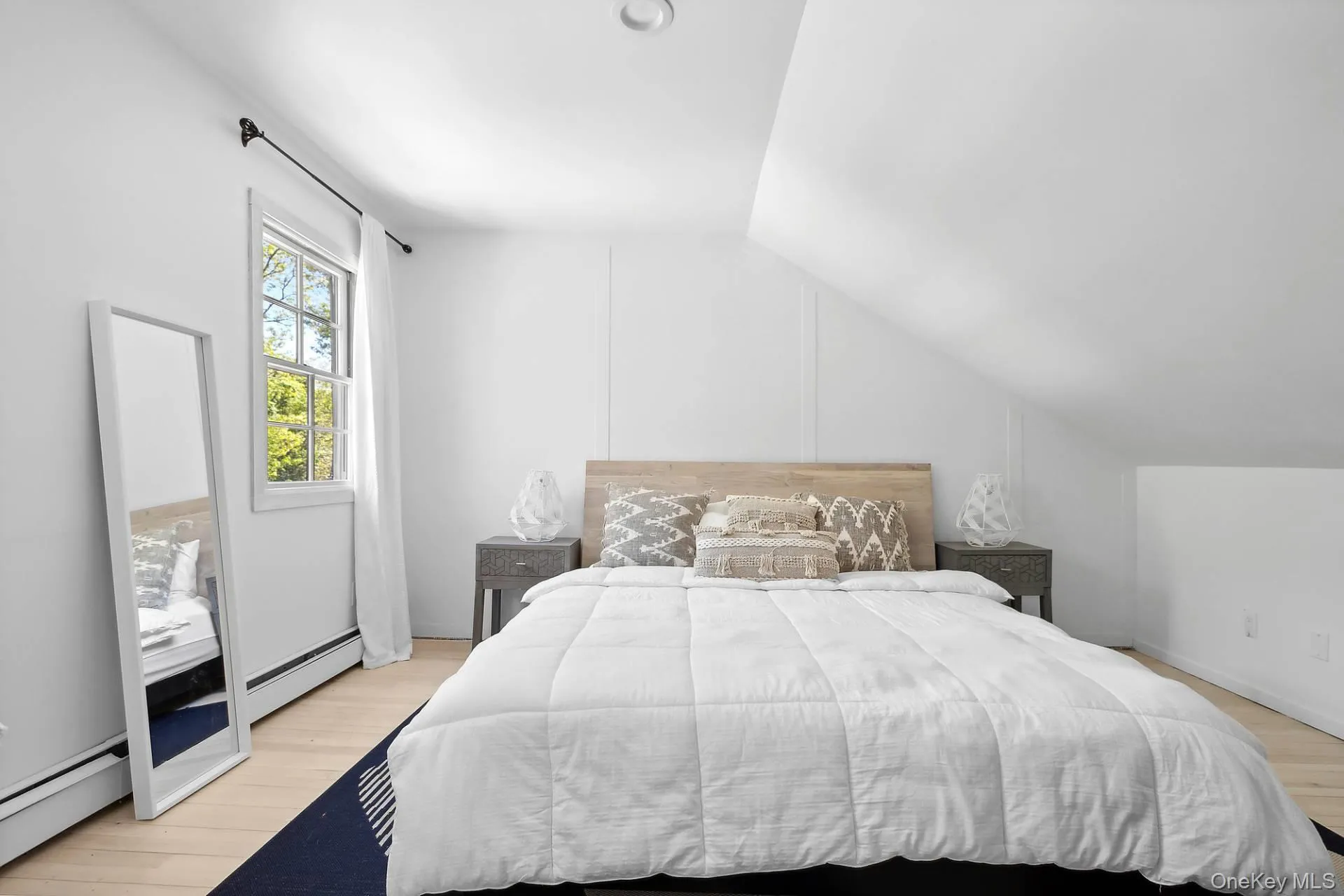 12 North Quarter Rd, Southampton, NY, 4 Bedrooms Bedrooms, 10 Rooms Rooms,3 BathroomsBathrooms,Residential,For Rent,North Quarter Rd,0,1011511 12 North Quarter Rd, Southampton, NY, 4 Bedrooms Bedrooms, 10 Rooms Rooms,3 BathroomsBathrooms,Residential,For Rent,North Quarter Rd,0,1011511