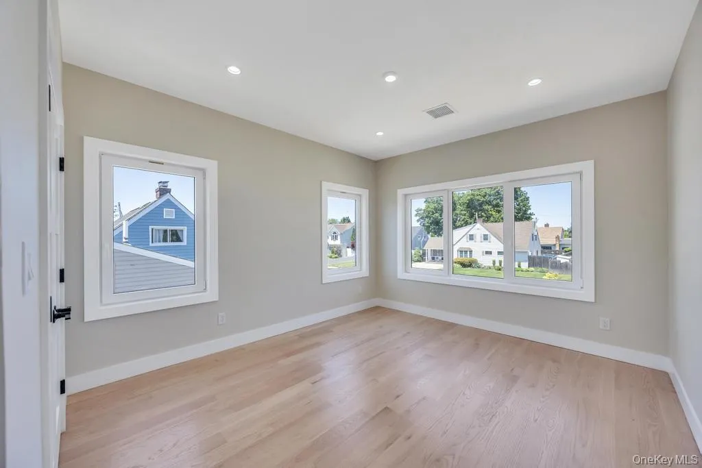 62 Haymaker Lane, Hempstead, NY, 5 Bedrooms Bedrooms, 10 Rooms Rooms,4 BathroomsBathrooms,Residential,For Rent,Haymaker,0,1011514 62 Haymaker Lane, Hempstead, NY, 5 Bedrooms Bedrooms, 10 Rooms Rooms,4 BathroomsBathrooms,Residential,For Rent,Haymaker,0,1011514