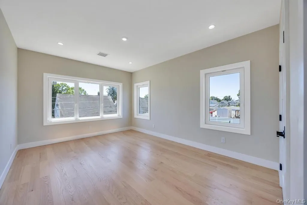 62 Haymaker Lane, Hempstead, NY, 5 Bedrooms Bedrooms, 10 Rooms Rooms,4 BathroomsBathrooms,Residential,For Rent,Haymaker,0,1011514 62 Haymaker Lane, Hempstead, NY, 5 Bedrooms Bedrooms, 10 Rooms Rooms,4 BathroomsBathrooms,Residential,For Rent,Haymaker,0,1011514