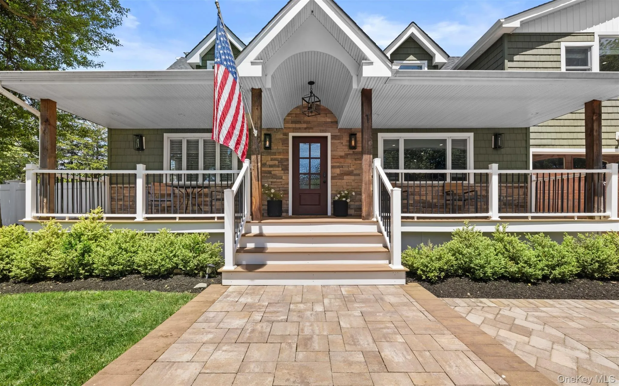 1 Aspen Avenue, Huntington, NY, 4 Bedrooms Bedrooms, 11 Rooms Rooms,3 BathroomsBathrooms,Residential,For Rent,Aspen,0,1011515 1 Aspen Avenue, Huntington, NY, 4 Bedrooms Bedrooms, 11 Rooms Rooms,3 BathroomsBathrooms,Residential,For Rent,Aspen,0,1011515