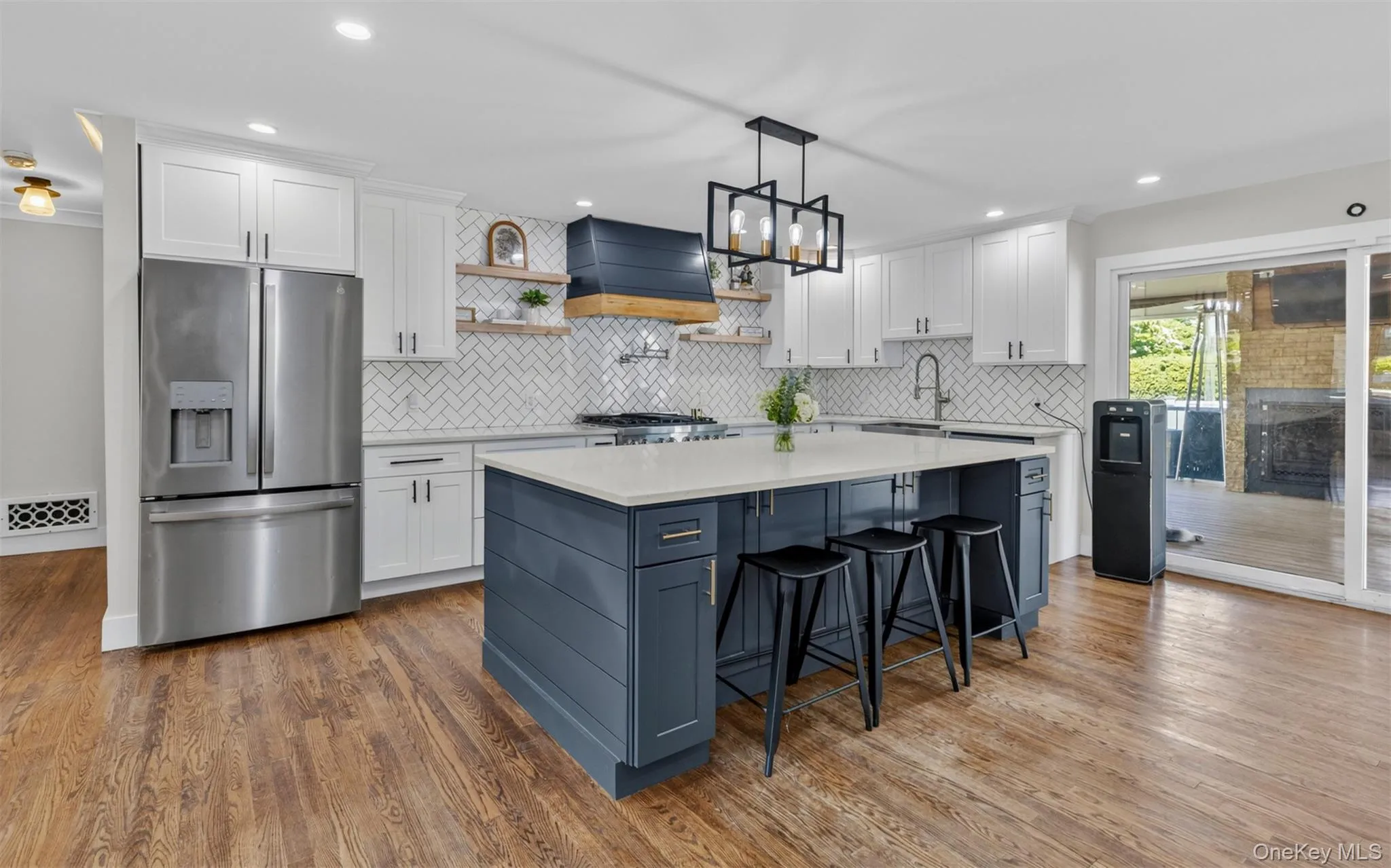 1 Aspen Avenue, Huntington, NY, 4 Bedrooms Bedrooms, 11 Rooms Rooms,3 BathroomsBathrooms,Residential,For Rent,Aspen,0,1011515 1 Aspen Avenue, Huntington, NY, 4 Bedrooms Bedrooms, 11 Rooms Rooms,3 BathroomsBathrooms,Residential,For Rent,Aspen,0,1011515