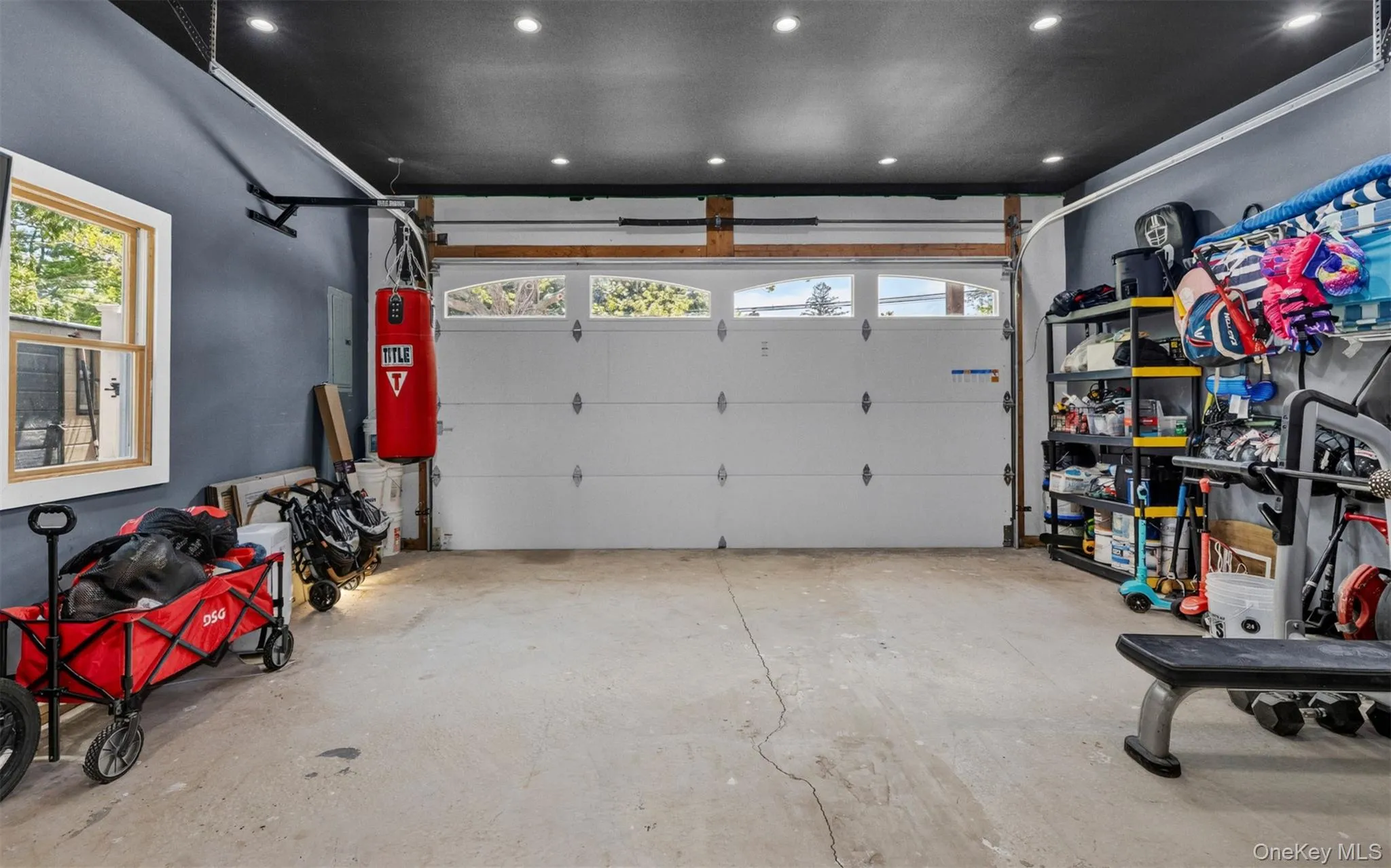 1 Aspen Avenue, Huntington, NY, 4 Bedrooms Bedrooms, 11 Rooms Rooms,3 BathroomsBathrooms,Residential,For Rent,Aspen,0,1011515 1 Aspen Avenue, Huntington, NY, 4 Bedrooms Bedrooms, 11 Rooms Rooms,3 BathroomsBathrooms,Residential,For Rent,Aspen,0,1011515