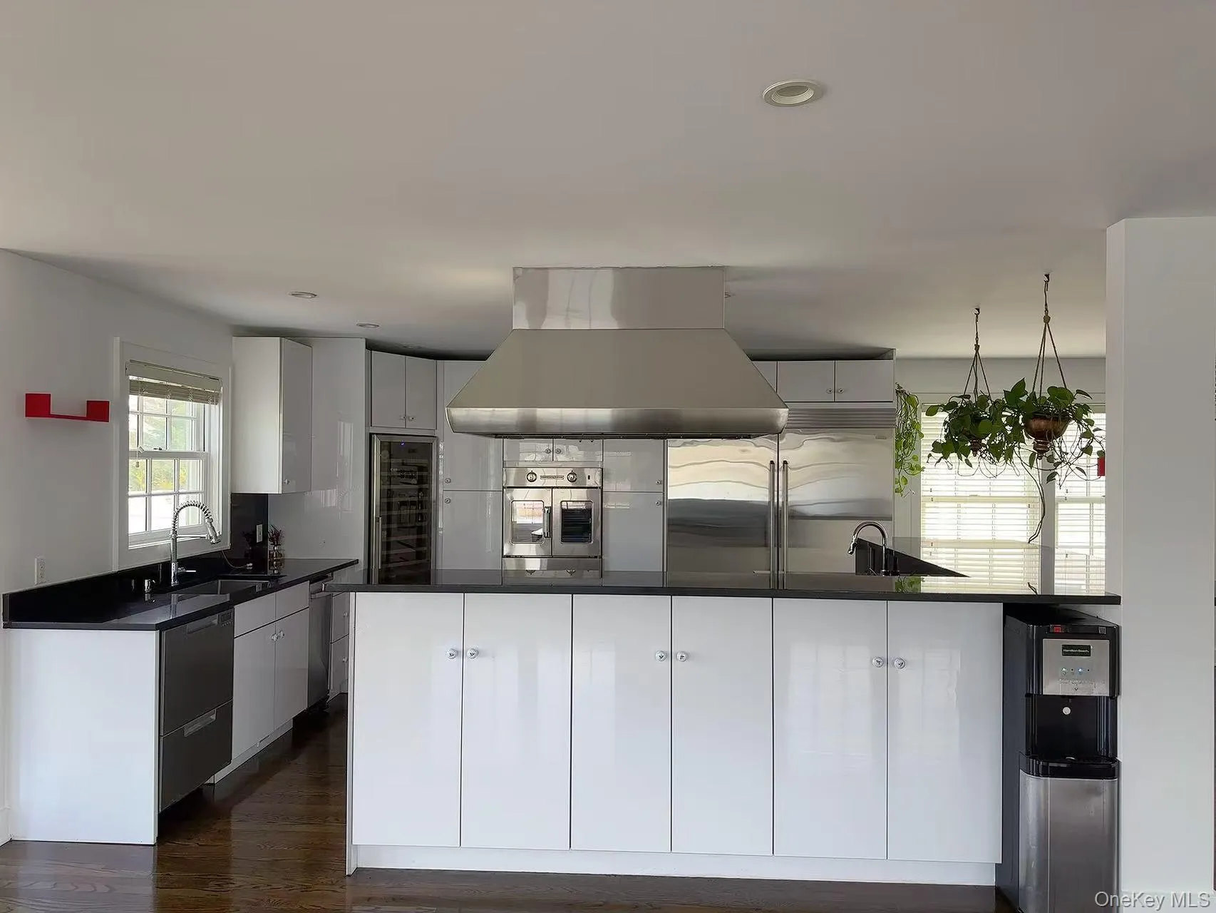 1 Lincoln Avenue, Oyster Bay, NY, 3 Bedrooms Bedrooms, 8 Rooms Rooms,3 BathroomsBathrooms,Residential,For Rent,Lincoln,0,1011516 1 Lincoln Avenue, Oyster Bay, NY, 3 Bedrooms Bedrooms, 8 Rooms Rooms,3 BathroomsBathrooms,Residential,For Rent,Lincoln,0,1011516