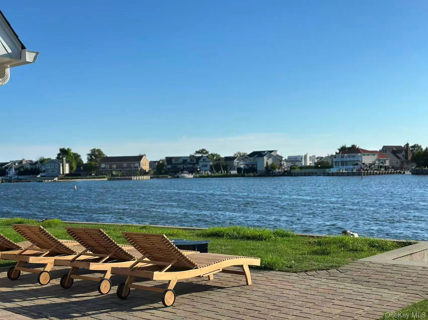 1 Lincoln Avenue, Oyster Bay, NY, 3 Bedrooms Bedrooms, 8 Rooms Rooms,3 BathroomsBathrooms,Residential,For Rent,Lincoln,0,1011516 1 Lincoln Avenue, Oyster Bay, NY, 3 Bedrooms Bedrooms, 8 Rooms Rooms,3 BathroomsBathrooms,Residential,For Rent,Lincoln,0,1011516