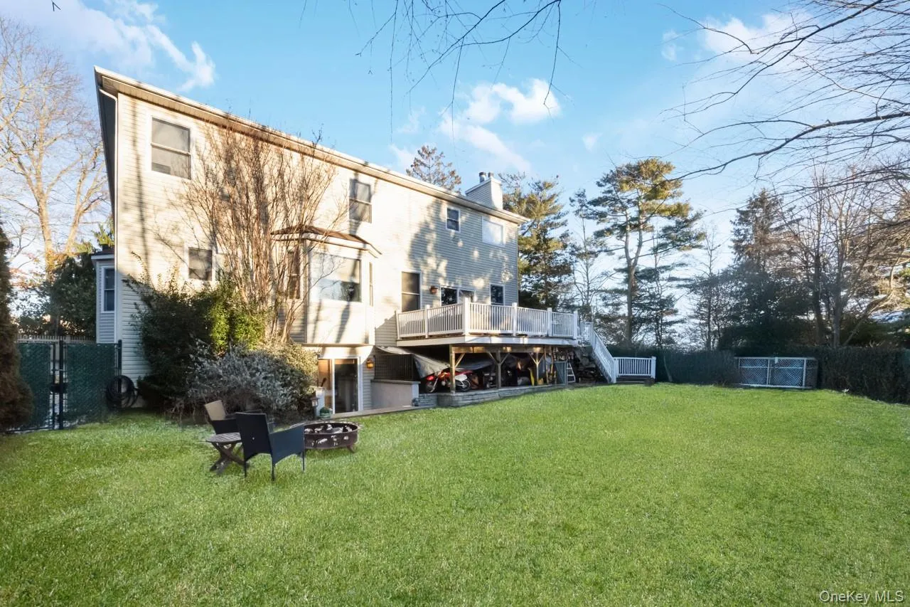 1680 lake Avenue, Hempstead, NY, 6 Bedrooms Bedrooms, 12 Rooms Rooms,5 BathroomsBathrooms,Residential,For Rent,lake,0,1011517 1680 lake Avenue, Hempstead, NY, 6 Bedrooms Bedrooms, 12 Rooms Rooms,5 BathroomsBathrooms,Residential,For Rent,lake,0,1011517