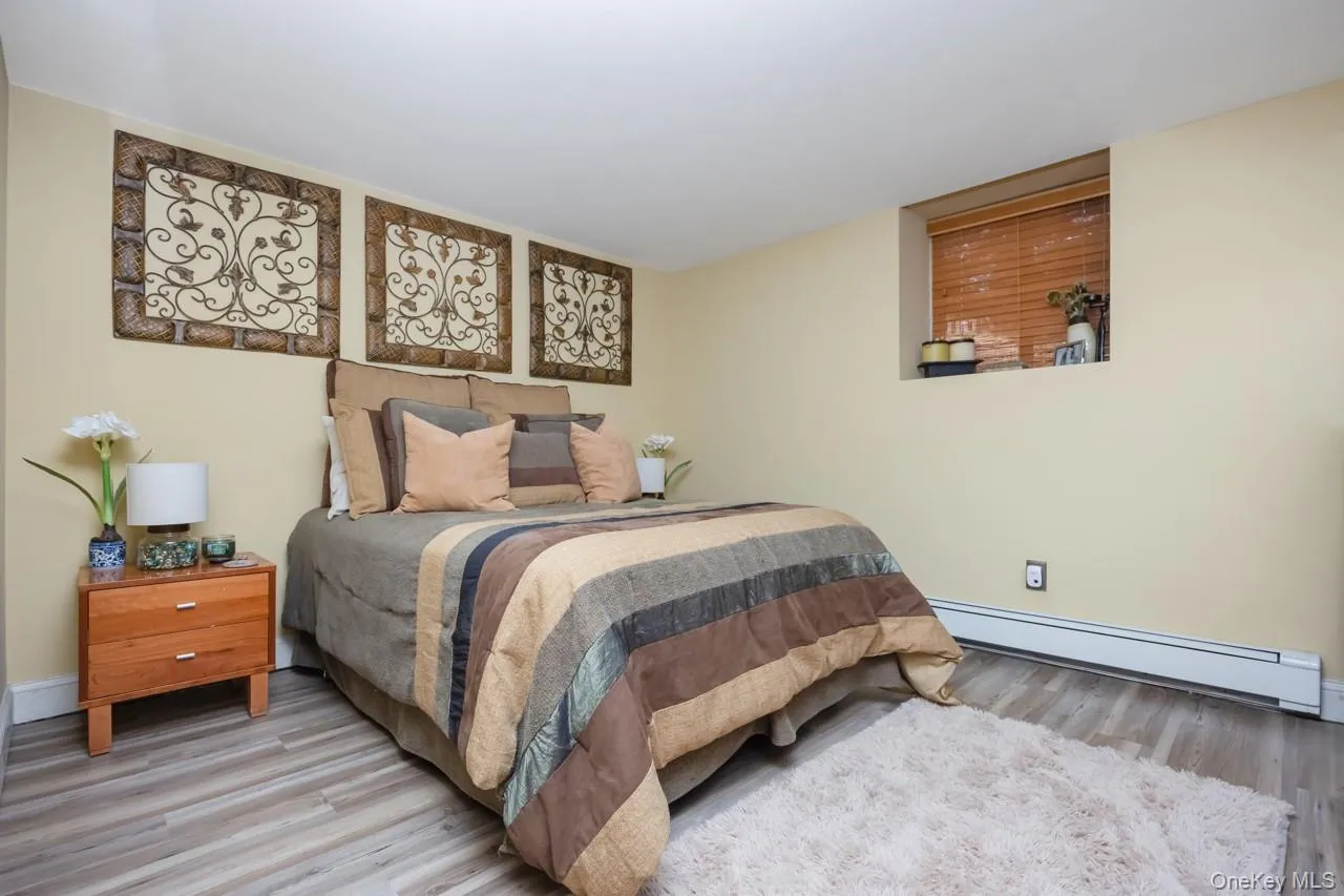 1680 lake Avenue, Hempstead, NY, 6 Bedrooms Bedrooms, 12 Rooms Rooms,5 BathroomsBathrooms,Residential,For Rent,lake,0,1011517 1680 lake Avenue, Hempstead, NY, 6 Bedrooms Bedrooms, 12 Rooms Rooms,5 BathroomsBathrooms,Residential,For Rent,lake,0,1011517