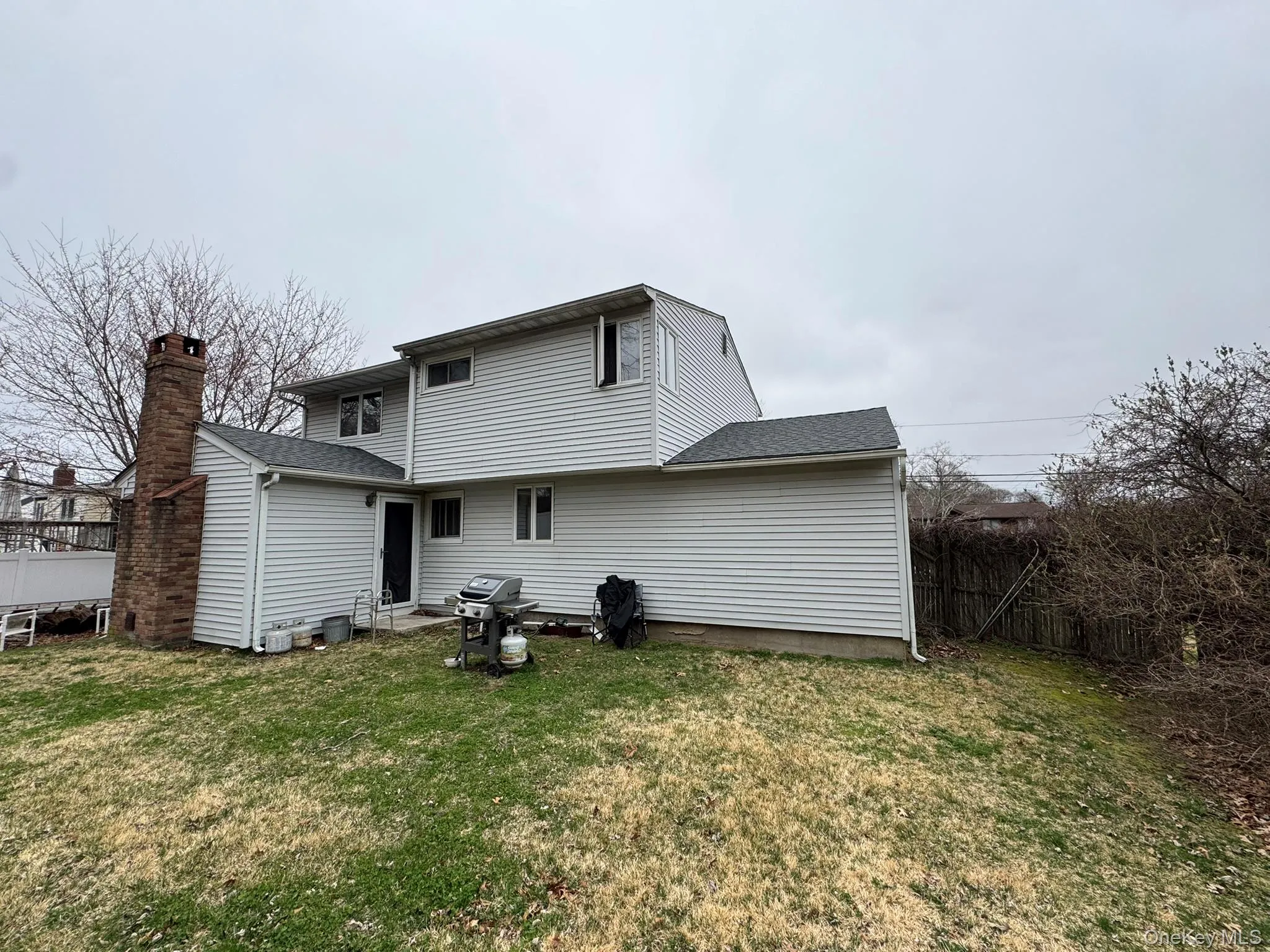 18 Willow Street, Brookhaven, NY, 4 Bedrooms Bedrooms, 8 Rooms Rooms,1 BathroomBathrooms,Residential,For Rent,Willow,0,1011519 18 Willow Street, Brookhaven, NY, 4 Bedrooms Bedrooms, 8 Rooms Rooms,1 BathroomBathrooms,Residential,For Rent,Willow,0,1011519