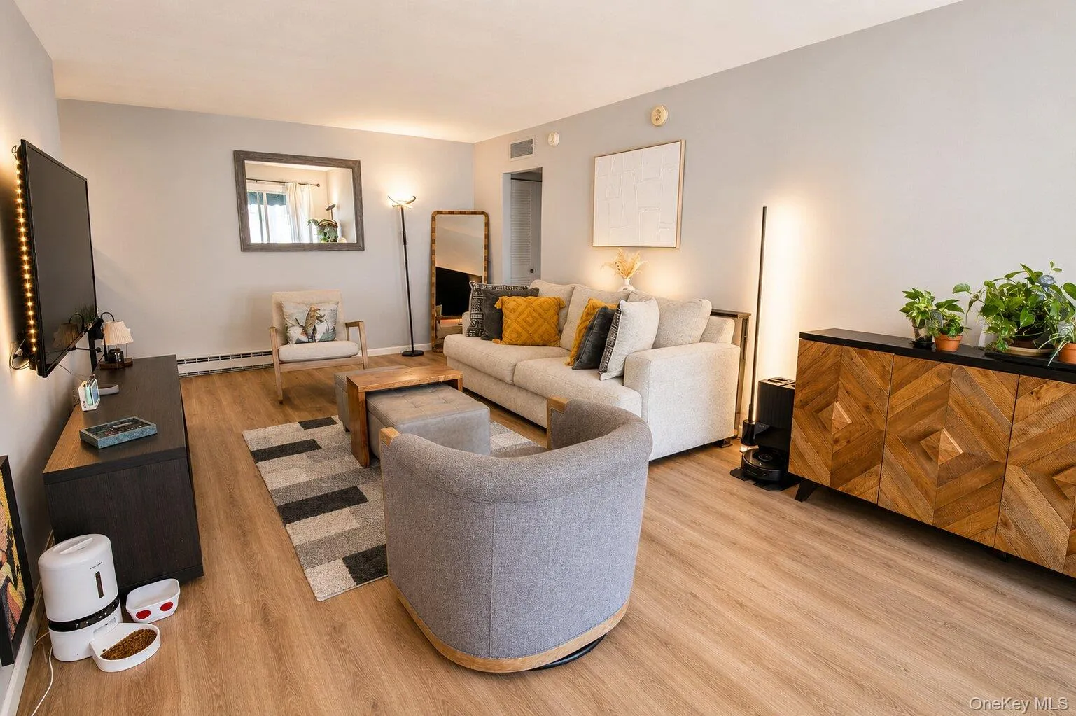 80 Sterling Street, Fishkill, NY, 1 Bedroom Bedrooms, 4 Rooms Rooms,1 BathroomBathrooms,Residential,For Rent,Sterling,0,1011521 80 Sterling Street, Fishkill, NY, 1 Bedroom Bedrooms, 4 Rooms Rooms,1 BathroomBathrooms,Residential,For Rent,Sterling,0,1011521