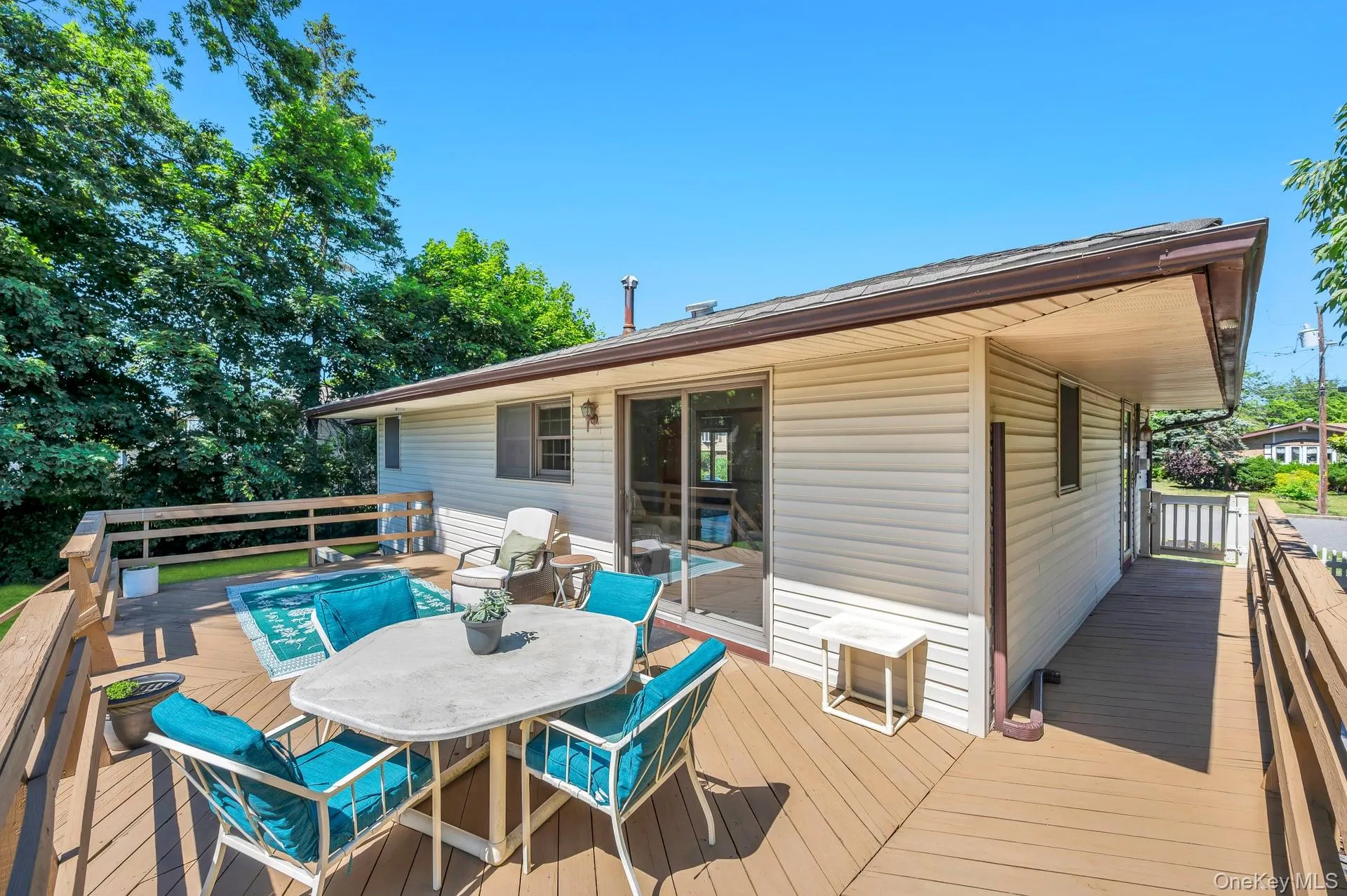 256 4th Street, Babylon, NY, 2 Bedrooms Bedrooms, 4 Rooms Rooms,1 BathroomBathrooms,Residential,For Rent,4th,0,1011522 256 4th Street, Babylon, NY, 2 Bedrooms Bedrooms, 4 Rooms Rooms,1 BathroomBathrooms,Residential,For Rent,4th,0,1011522