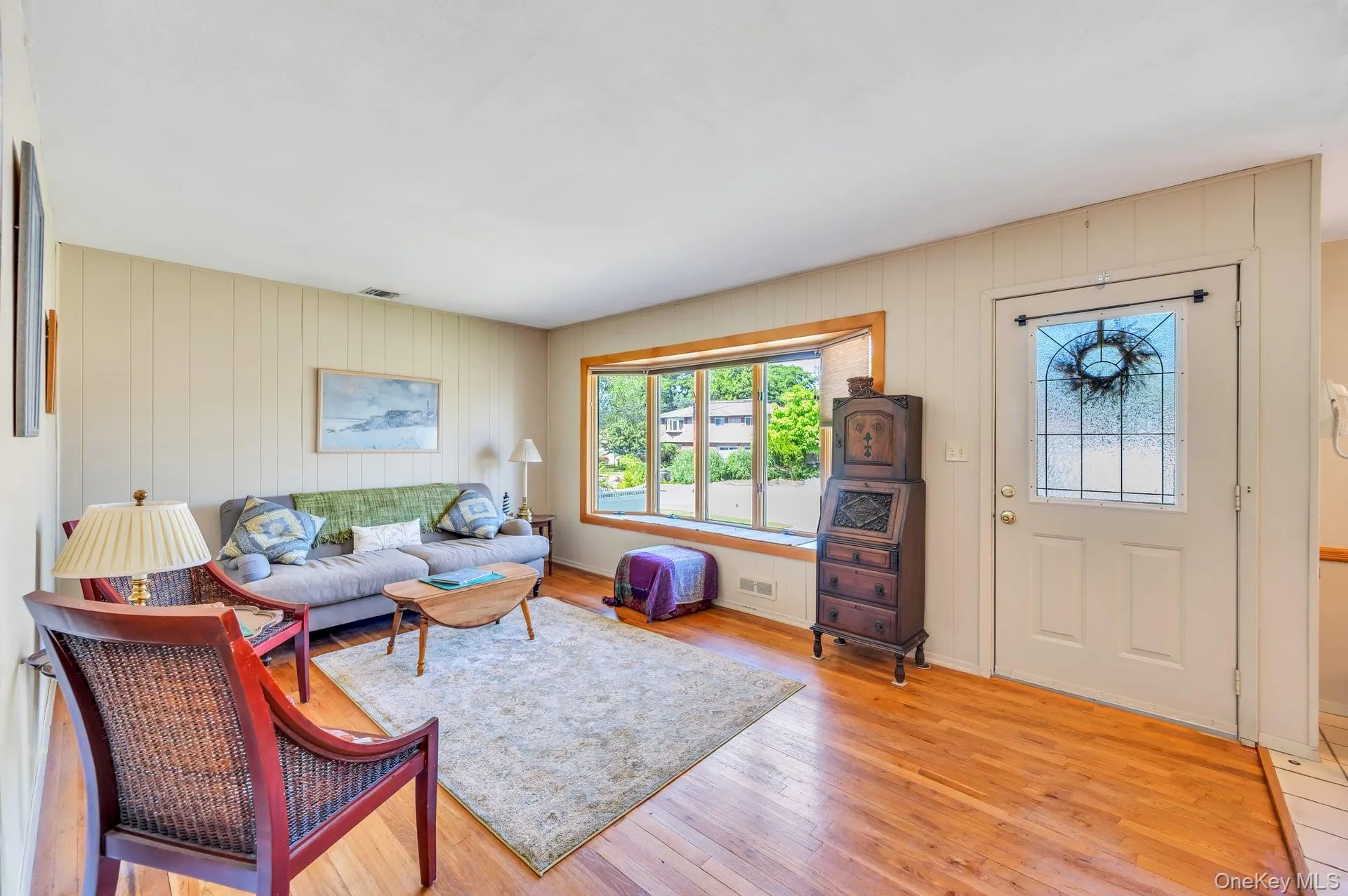 256 4th Street, Babylon, NY, 2 Bedrooms Bedrooms, 4 Rooms Rooms,1 BathroomBathrooms,Residential,For Rent,4th,0,1011522 256 4th Street, Babylon, NY, 2 Bedrooms Bedrooms, 4 Rooms Rooms,1 BathroomBathrooms,Residential,For Rent,4th,0,1011522
