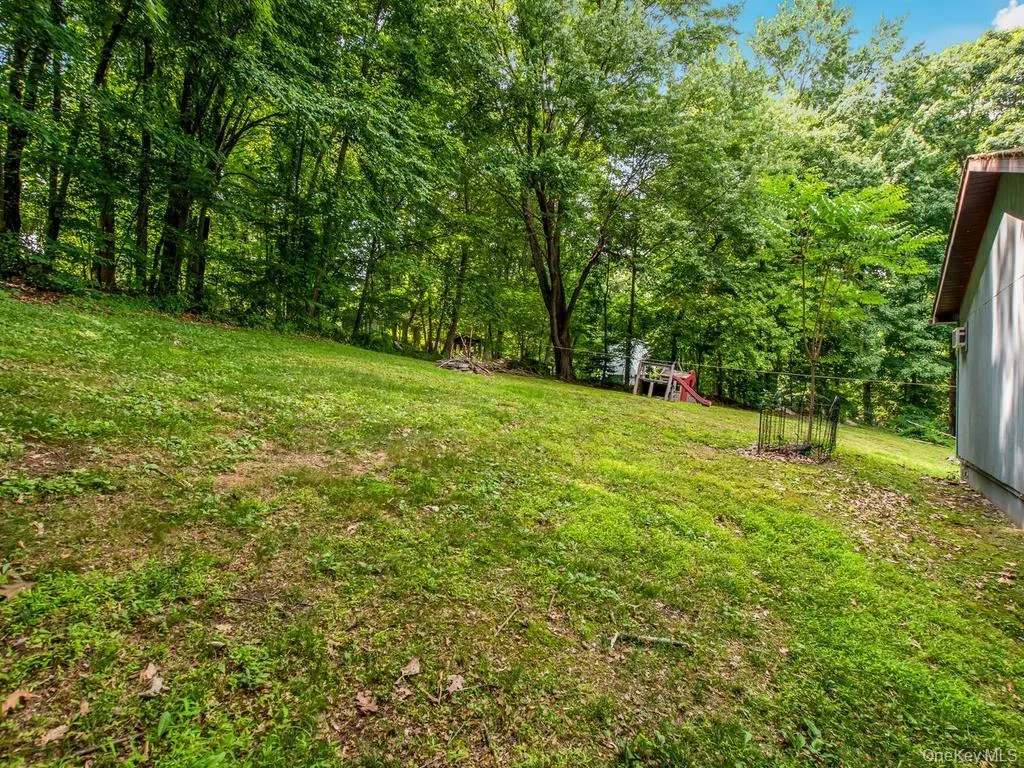 20 Ernst Road, Cortlandt, NY, 3 Bedrooms Bedrooms, 6 Rooms Rooms,2 BathroomsBathrooms,Residential,For Rent,Ernst,0,KEY1011527 20 Ernst Road, Cortlandt, NY, 3 Bedrooms Bedrooms, 6 Rooms Rooms,2 BathroomsBathrooms,Residential,For Rent,Ernst,0,KEY1011527