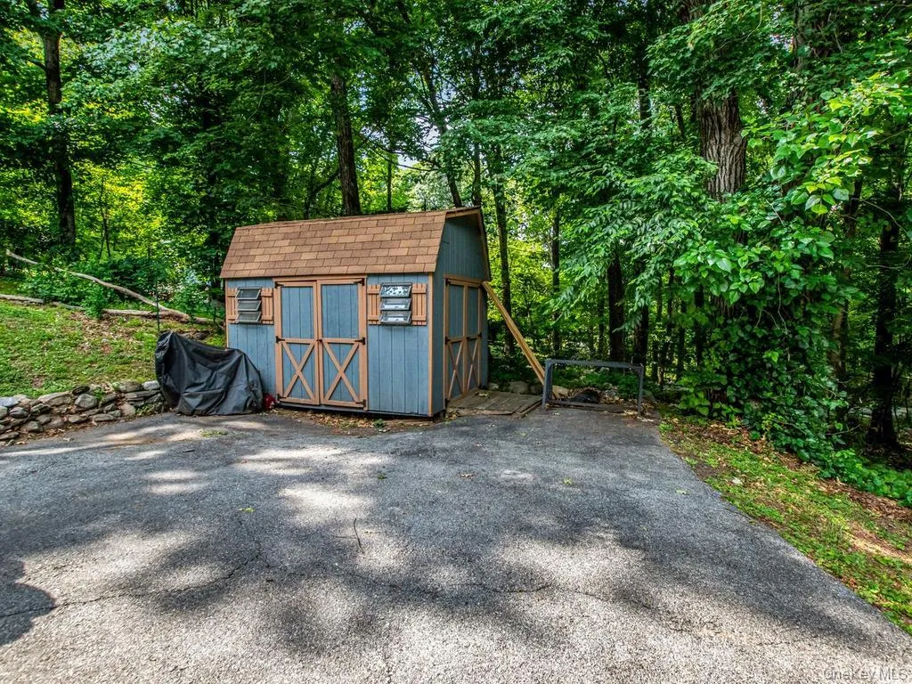20 Ernst Road, Cortlandt, NY, 3 Bedrooms Bedrooms, 6 Rooms Rooms,2 BathroomsBathrooms,Residential,For Rent,Ernst,0,KEY1011527 20 Ernst Road, Cortlandt, NY, 3 Bedrooms Bedrooms, 6 Rooms Rooms,2 BathroomsBathrooms,Residential,For Rent,Ernst,0,KEY1011527