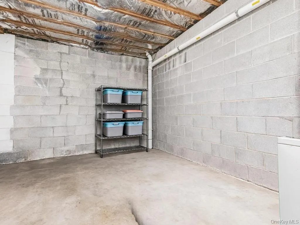 20 Ernst Road, Cortlandt, NY, 3 Bedrooms Bedrooms, 6 Rooms Rooms,2 BathroomsBathrooms,Residential,For Rent,Ernst,0,KEY1011527 20 Ernst Road, Cortlandt, NY, 3 Bedrooms Bedrooms, 6 Rooms Rooms,2 BathroomsBathrooms,Residential,For Rent,Ernst,0,KEY1011527