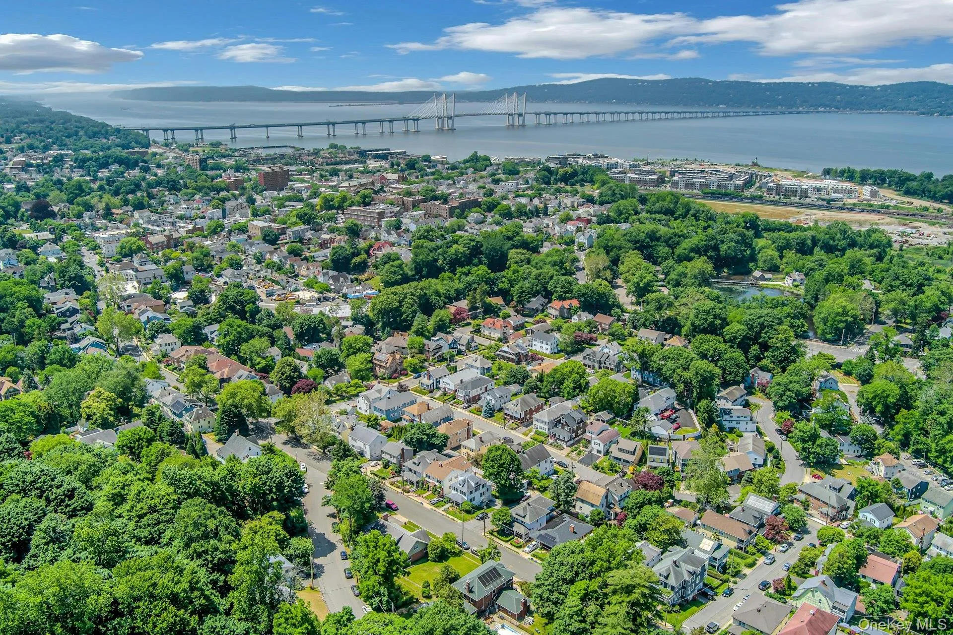 View from above the home looking Southwest... where you will enjoy amazing sunsets from inside the home. Approximately a 1/2 mile to the waterfront from the home View from above the home looking Southwest... where you will enjoy amazing sunsets from inside the home. Approximately a 1/2 mile to the waterfront from the home