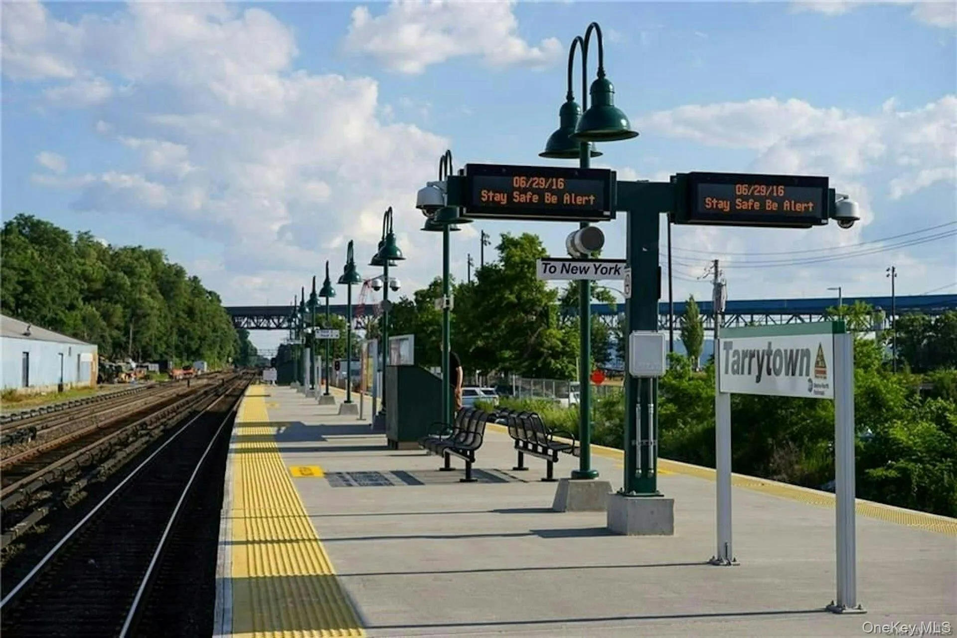 A second Metro-North station option with plenty of parking and more express train options A second Metro-North station option with plenty of parking and more express train options