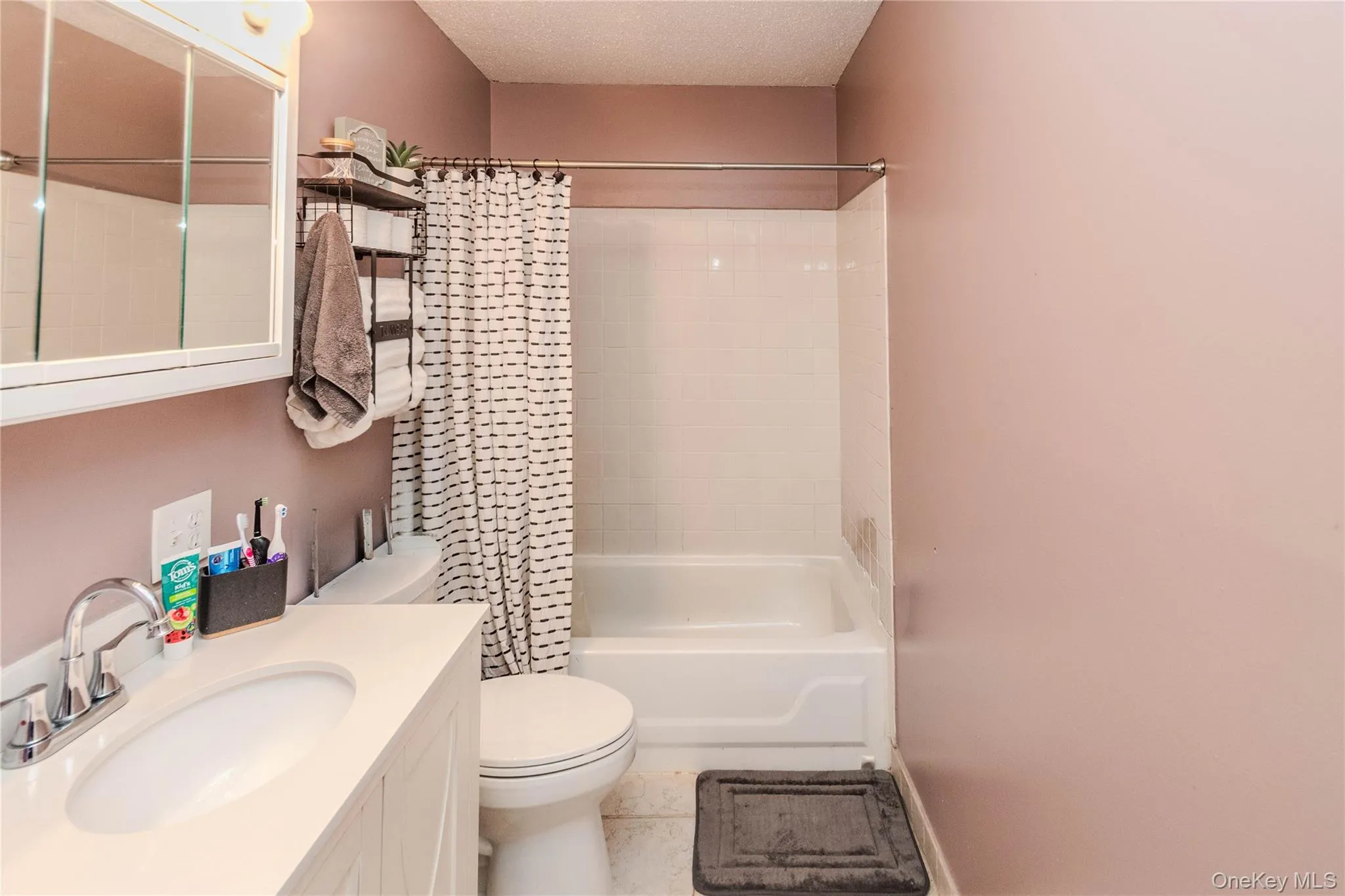 1505 Chelsea Cove, East Fishkill, NY, 3 Bedrooms Bedrooms, 5 Rooms Rooms,1 BathroomBathrooms,Residential,For Rent,Chelsea,0,1011530 1505 Chelsea Cove, East Fishkill, NY, 3 Bedrooms Bedrooms, 5 Rooms Rooms,1 BathroomBathrooms,Residential,For Rent,Chelsea,0,1011530