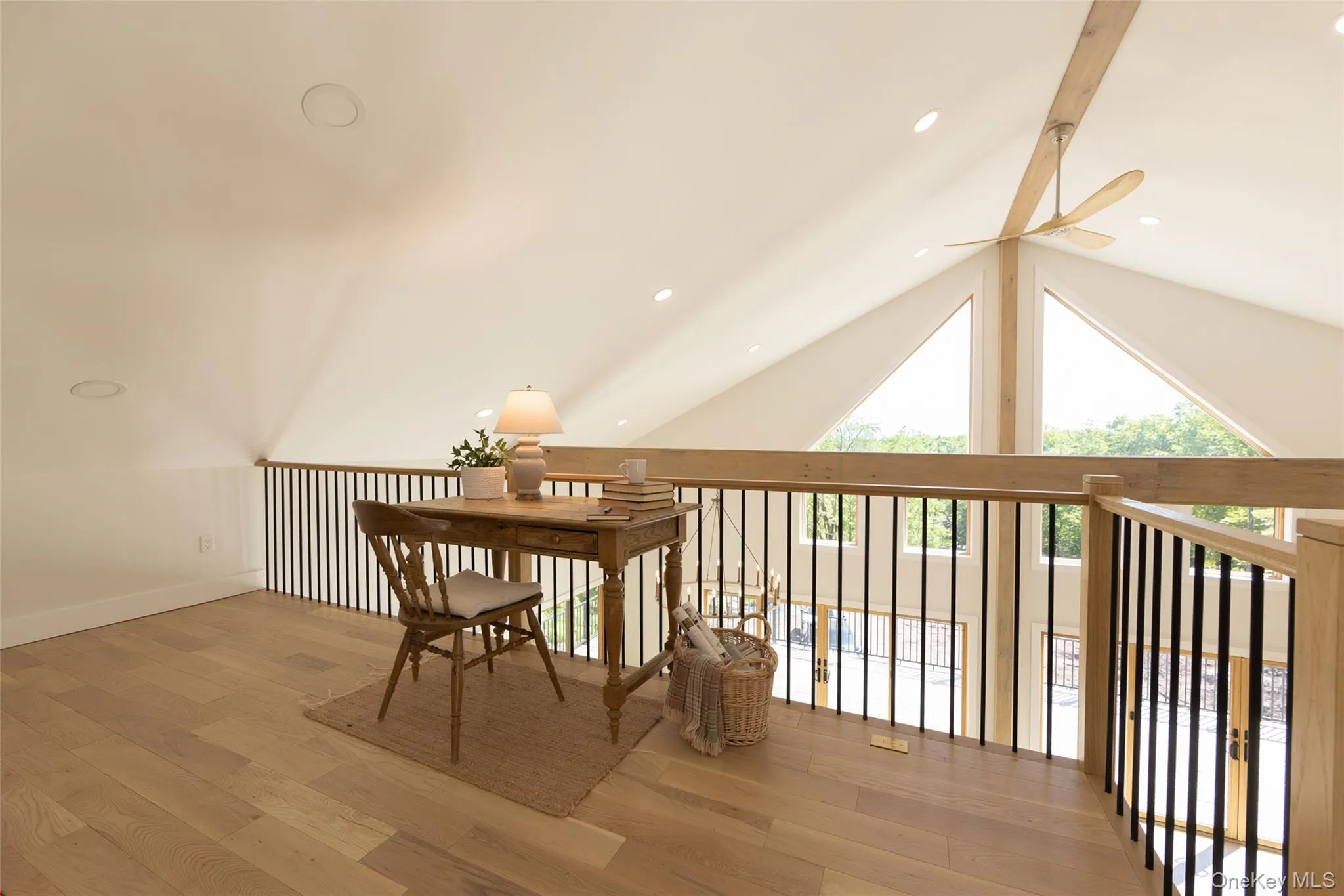 Multi-function loft areaImages have been virtually staged to illustrate the property's potential Multi-function loft areaImages have been virtually staged to illustrate the property's potential