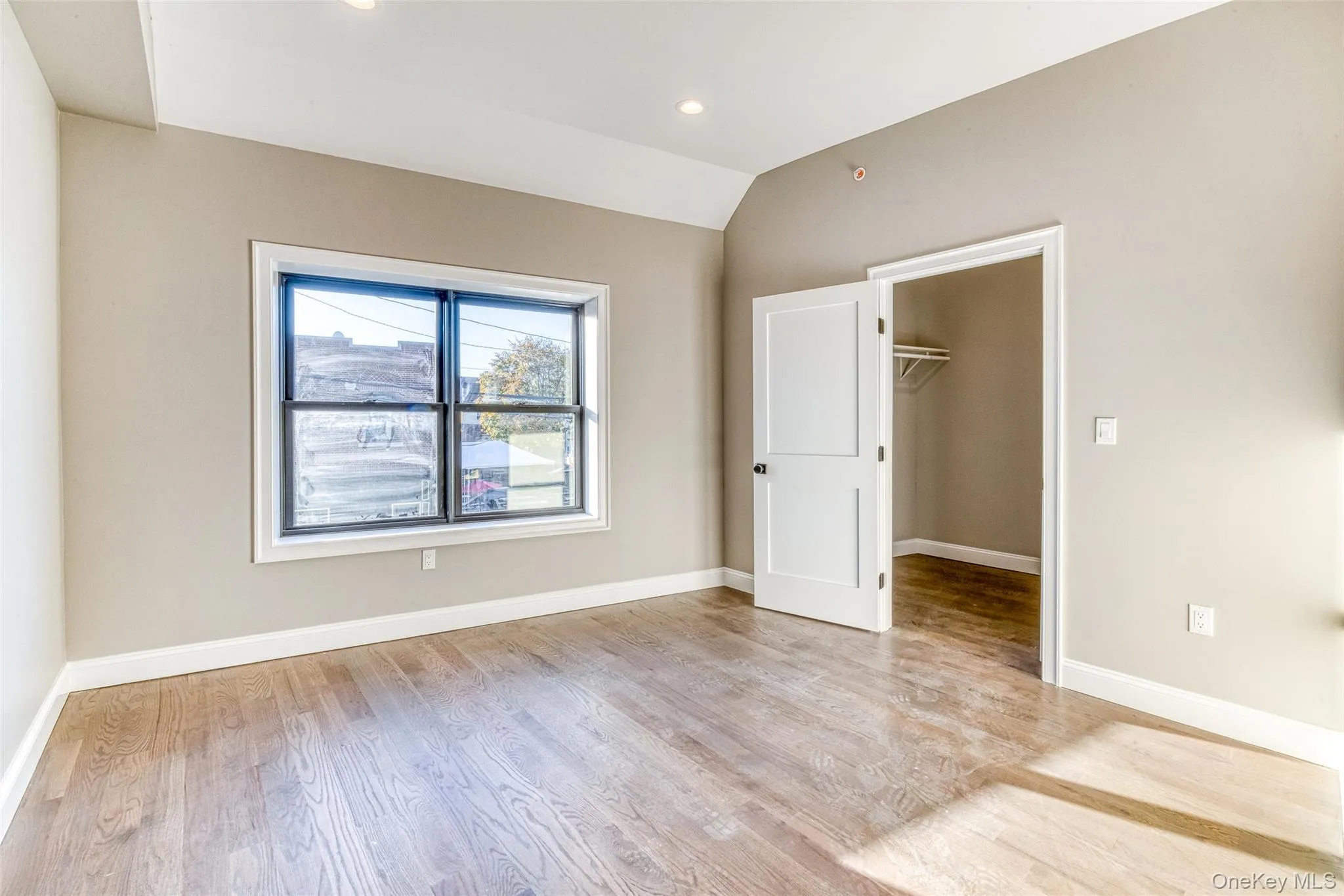 78 Roslyn Road, Hempstead, NY, 1 Bedroom Bedrooms, 4 Rooms Rooms,1 BathroomBathrooms,Residential Lease,For Rent,Roslyn,0,1011537 78 Roslyn Road, Hempstead, NY, 1 Bedroom Bedrooms, 4 Rooms Rooms,1 BathroomBathrooms,Residential Lease,For Rent,Roslyn,0,1011537