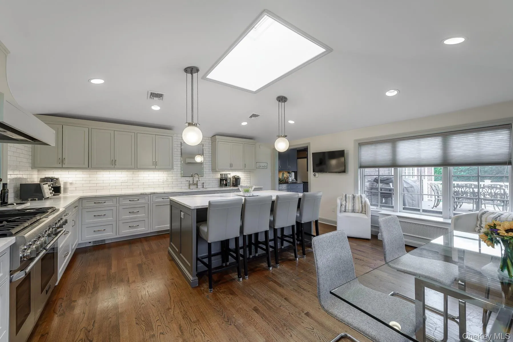 47 Whistler Road, North Hempstead, NY, 4 Bedrooms Bedrooms, 9 Rooms Rooms,3 BathroomsBathrooms,Residential Lease,For Rent,Whistler,0,1011539 47 Whistler Road, North Hempstead, NY, 4 Bedrooms Bedrooms, 9 Rooms Rooms,3 BathroomsBathrooms,Residential Lease,For Rent,Whistler,0,1011539