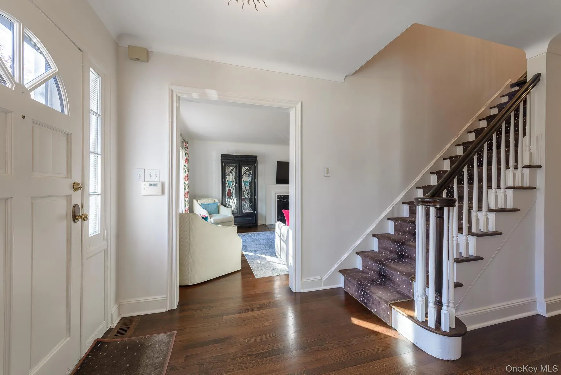 47 Whistler Road, North Hempstead, NY, 4 Bedrooms Bedrooms, 9 Rooms Rooms,3 BathroomsBathrooms,Residential Lease,For Rent,Whistler,0,1011539 47 Whistler Road, North Hempstead, NY, 4 Bedrooms Bedrooms, 9 Rooms Rooms,3 BathroomsBathrooms,Residential Lease,For Rent,Whistler,0,1011539