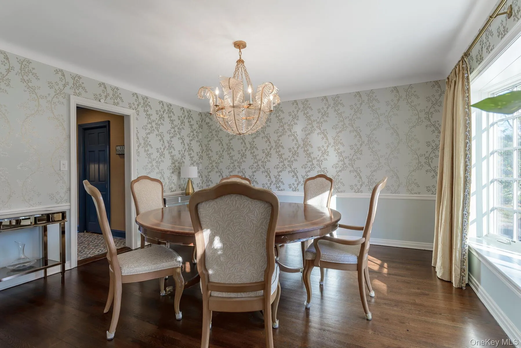47 Whistler Road, North Hempstead, NY, 4 Bedrooms Bedrooms, 9 Rooms Rooms,3 BathroomsBathrooms,Residential Lease,For Rent,Whistler,0,1011539 47 Whistler Road, North Hempstead, NY, 4 Bedrooms Bedrooms, 9 Rooms Rooms,3 BathroomsBathrooms,Residential Lease,For Rent,Whistler,0,1011539
