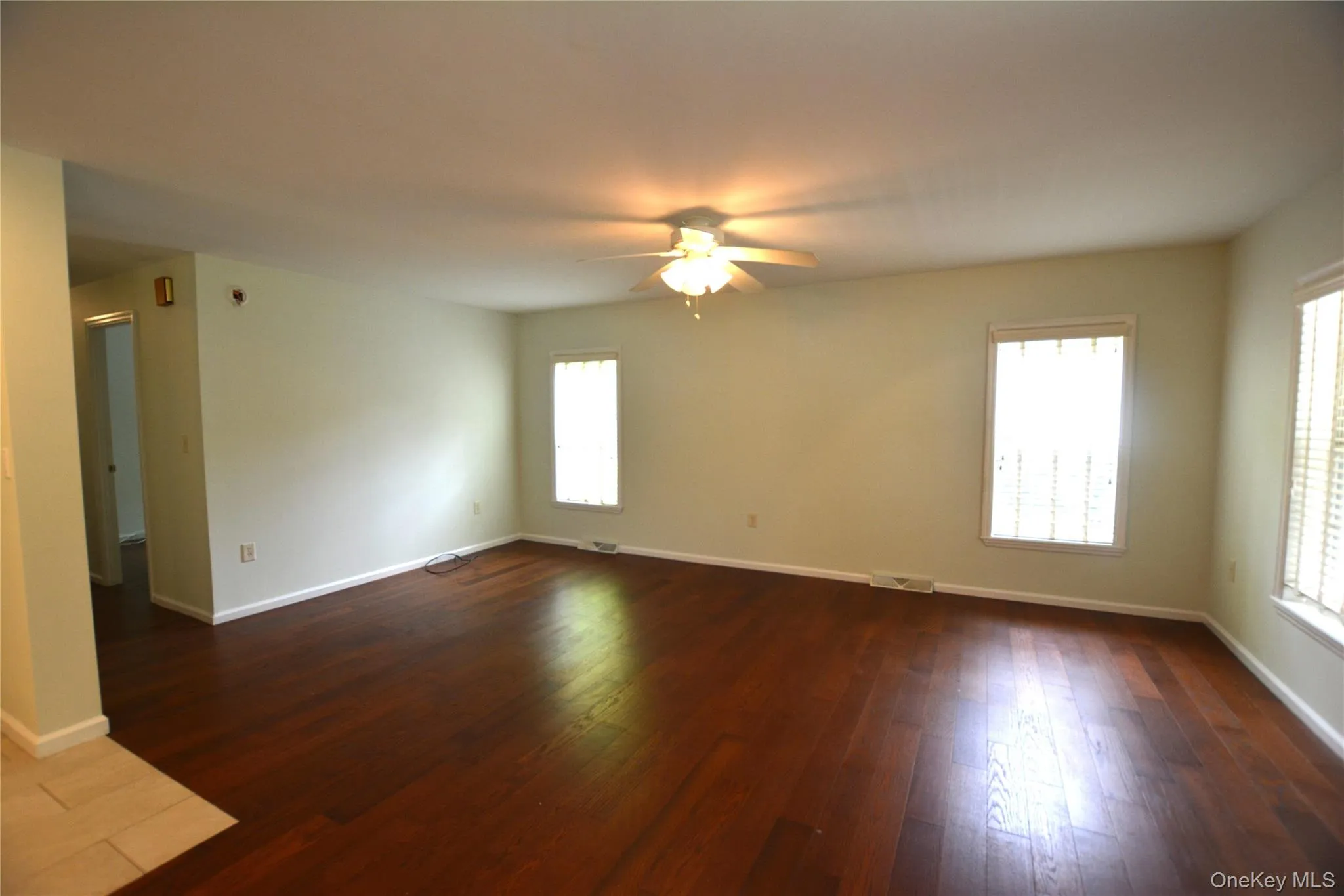 1661 Old Country Road, Riverhead, NY, 2 Bedrooms Bedrooms, 5 Rooms Rooms,2 BathroomsBathrooms,Residential,For Rent,Old Country Road,0,1011541 1661 Old Country Road, Riverhead, NY, 2 Bedrooms Bedrooms, 5 Rooms Rooms,2 BathroomsBathrooms,Residential,For Rent,Old Country Road,0,1011541