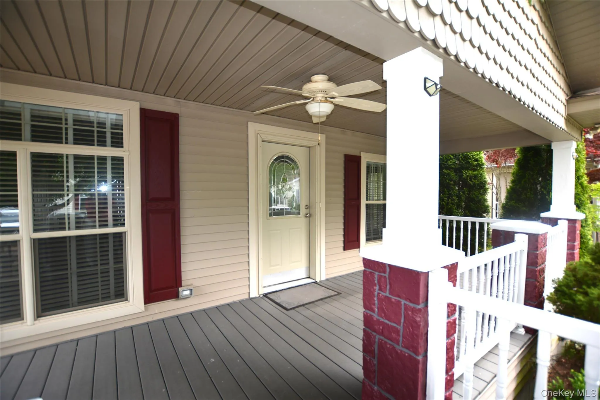 1661 Old Country Road, Riverhead, NY, 2 Bedrooms Bedrooms, 5 Rooms Rooms,2 BathroomsBathrooms,Residential,For Rent,Old Country Road,0,1011541 1661 Old Country Road, Riverhead, NY, 2 Bedrooms Bedrooms, 5 Rooms Rooms,2 BathroomsBathrooms,Residential,For Rent,Old Country Road,0,1011541
