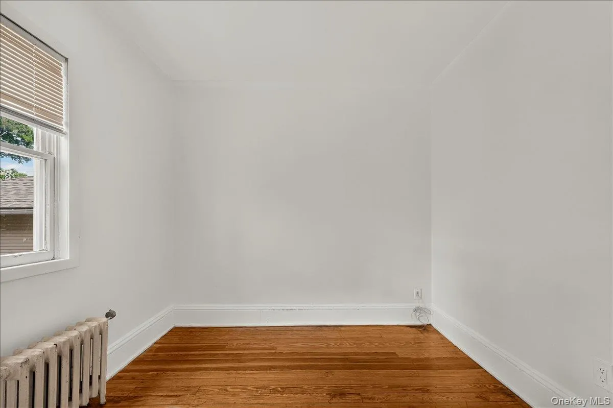15 Depan Avenue, Hempstead, NY, 3 Bedrooms Bedrooms, 6 Rooms Rooms,2 BathroomsBathrooms,Residential,For Rent,Depan,0,1011543 15 Depan Avenue, Hempstead, NY, 3 Bedrooms Bedrooms, 6 Rooms Rooms,2 BathroomsBathrooms,Residential,For Rent,Depan,0,1011543
