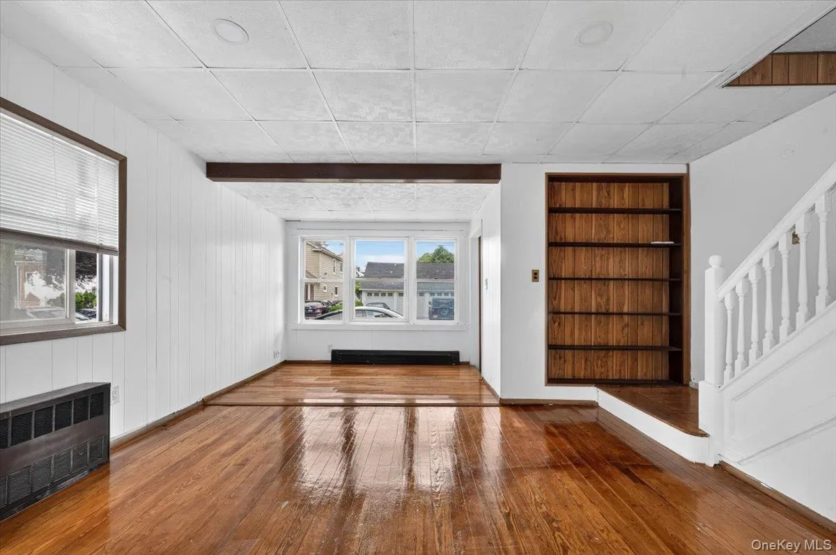 15 Depan Avenue, Hempstead, NY, 3 Bedrooms Bedrooms, 6 Rooms Rooms,2 BathroomsBathrooms,Residential,For Rent,Depan,0,1011543 15 Depan Avenue, Hempstead, NY, 3 Bedrooms Bedrooms, 6 Rooms Rooms,2 BathroomsBathrooms,Residential,For Rent,Depan,0,1011543