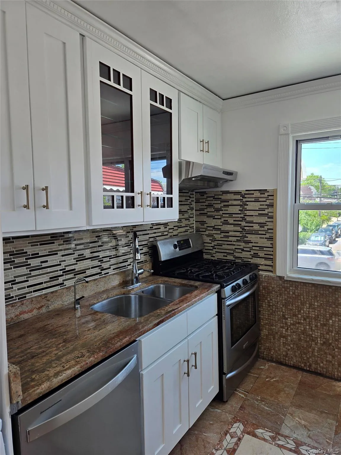 6223 69th Place, New York, NY, 2 Bedrooms Bedrooms, 5 Rooms Rooms,1 BathroomBathrooms,Residential Lease,For Rent,69th,0,1011545 6223 69th Place, New York, NY, 2 Bedrooms Bedrooms, 5 Rooms Rooms,1 BathroomBathrooms,Residential Lease,For Rent,69th,0,1011545