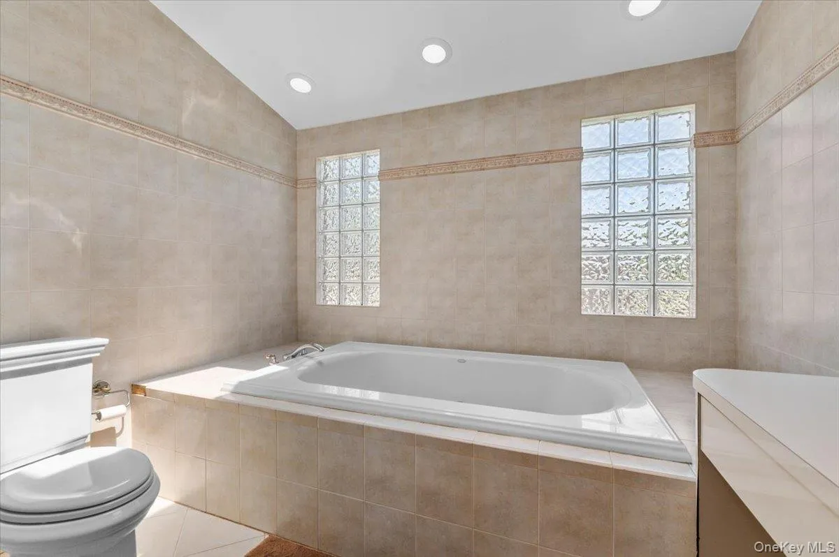 37 Sylvia Road, Oyster Bay, NY, 4 Bedrooms Bedrooms, 8 Rooms Rooms,4 BathroomsBathrooms,Residential,For Rent,Sylvia,0,1011546 37 Sylvia Road, Oyster Bay, NY, 4 Bedrooms Bedrooms, 8 Rooms Rooms,4 BathroomsBathrooms,Residential,For Rent,Sylvia,0,1011546