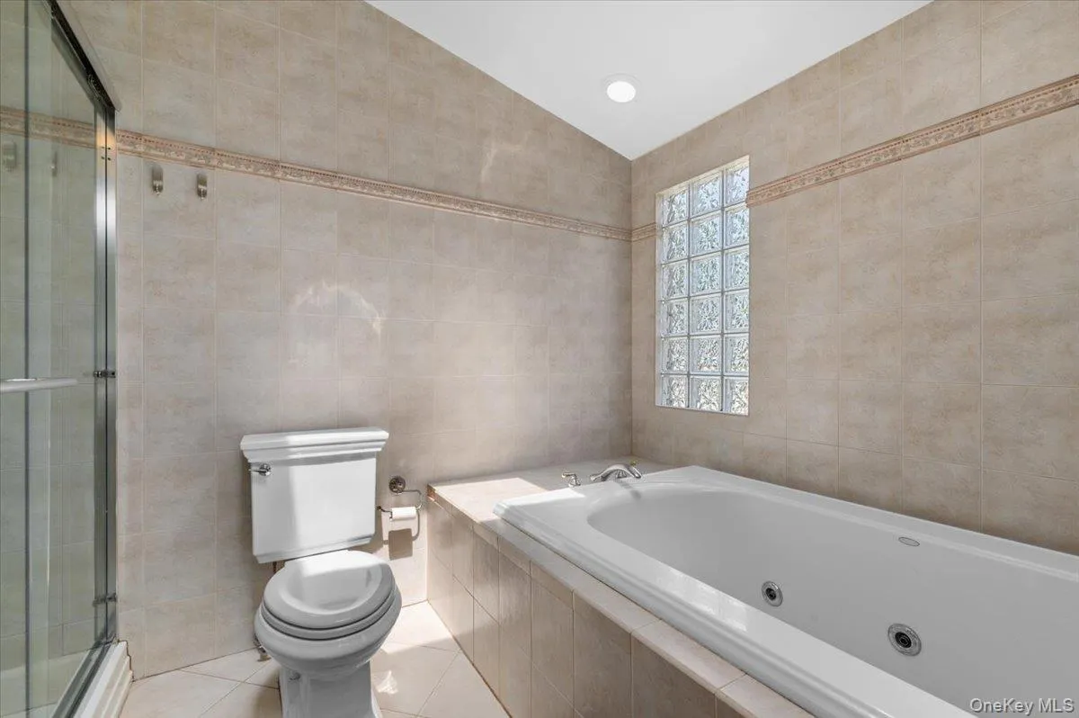 37 Sylvia Road, Oyster Bay, NY, 4 Bedrooms Bedrooms, 8 Rooms Rooms,4 BathroomsBathrooms,Residential,For Rent,Sylvia,0,1011546 37 Sylvia Road, Oyster Bay, NY, 4 Bedrooms Bedrooms, 8 Rooms Rooms,4 BathroomsBathrooms,Residential,For Rent,Sylvia,0,1011546