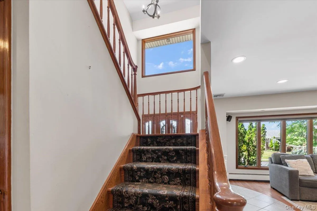 37 Sylvia Road, Oyster Bay, NY, 4 Bedrooms Bedrooms, 8 Rooms Rooms,4 BathroomsBathrooms,Residential,For Rent,Sylvia,0,1011546 37 Sylvia Road, Oyster Bay, NY, 4 Bedrooms Bedrooms, 8 Rooms Rooms,4 BathroomsBathrooms,Residential,For Rent,Sylvia,0,1011546