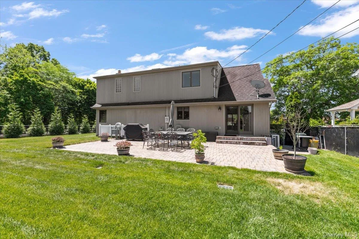 37 Sylvia Road, Oyster Bay, NY, 4 Bedrooms Bedrooms, 8 Rooms Rooms,4 BathroomsBathrooms,Residential,For Rent,Sylvia,0,1011546 37 Sylvia Road, Oyster Bay, NY, 4 Bedrooms Bedrooms, 8 Rooms Rooms,4 BathroomsBathrooms,Residential,For Rent,Sylvia,0,1011546