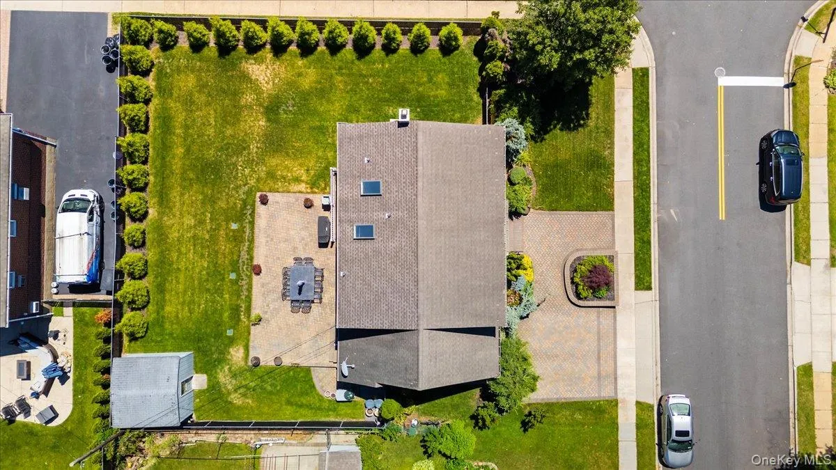 37 Sylvia Road, Oyster Bay, NY, 4 Bedrooms Bedrooms, 8 Rooms Rooms,4 BathroomsBathrooms,Residential,For Rent,Sylvia,0,1011546 37 Sylvia Road, Oyster Bay, NY, 4 Bedrooms Bedrooms, 8 Rooms Rooms,4 BathroomsBathrooms,Residential,For Rent,Sylvia,0,1011546