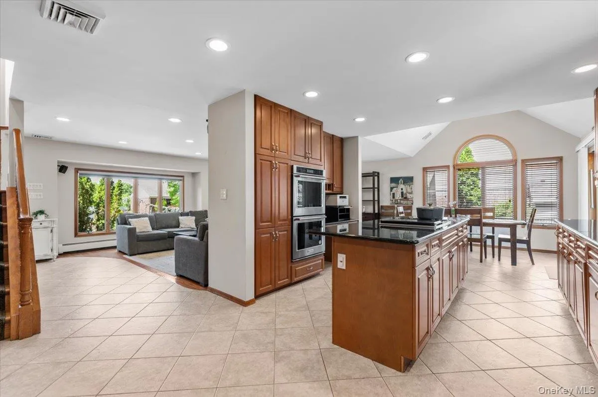 37 Sylvia Road, Oyster Bay, NY, 4 Bedrooms Bedrooms, 8 Rooms Rooms,4 BathroomsBathrooms,Residential,For Rent,Sylvia,0,1011546 37 Sylvia Road, Oyster Bay, NY, 4 Bedrooms Bedrooms, 8 Rooms Rooms,4 BathroomsBathrooms,Residential,For Rent,Sylvia,0,1011546