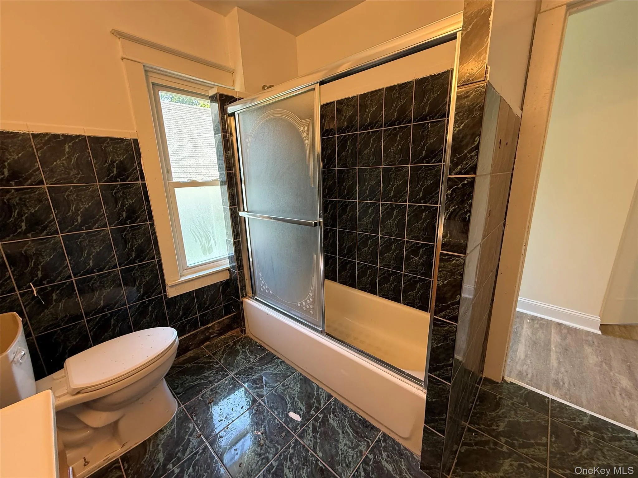 174 Center Street, Wawarsing, NY, 3 Bedrooms Bedrooms, 6 Rooms Rooms,2 BathroomsBathrooms,Residential Lease,For Rent,Center,0,1011547 174 Center Street, Wawarsing, NY, 3 Bedrooms Bedrooms, 6 Rooms Rooms,2 BathroomsBathrooms,Residential Lease,For Rent,Center,0,1011547