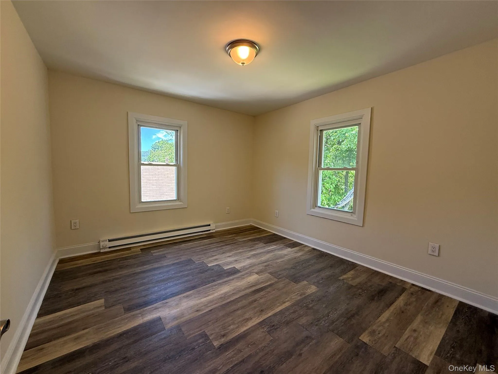 174 Center Street, Wawarsing, NY, 3 Bedrooms Bedrooms, 6 Rooms Rooms,2 BathroomsBathrooms,Residential Lease,For Rent,Center,0,1011547 174 Center Street, Wawarsing, NY, 3 Bedrooms Bedrooms, 6 Rooms Rooms,2 BathroomsBathrooms,Residential Lease,For Rent,Center,0,1011547