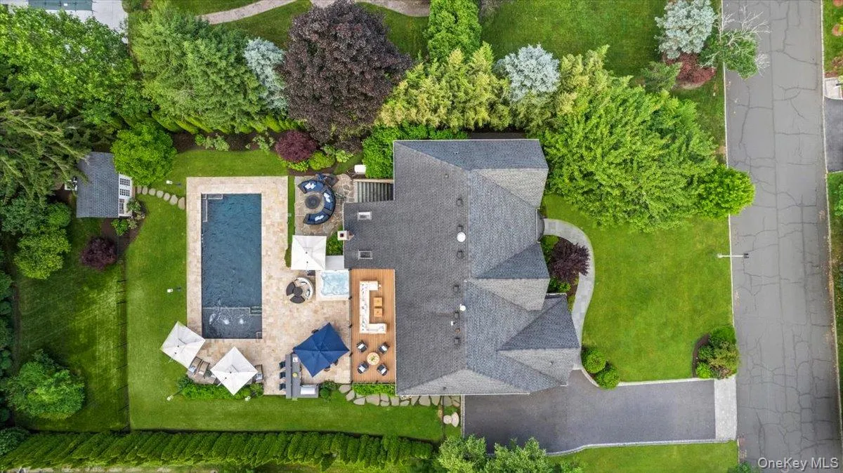 Ariel view of 32 Rolling Ridge Road. Ariel view of 32 Rolling Ridge Road.