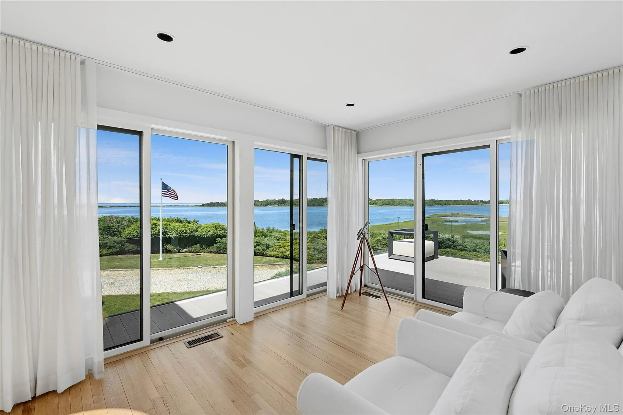 84 Inlet Road, Southampton, NY, 4 Bedrooms Bedrooms, 7 Rooms Rooms,3 BathroomsBathrooms,Residential Lease,For Rent,Inlet,0,1011554 84 Inlet Road, Southampton, NY, 4 Bedrooms Bedrooms, 7 Rooms Rooms,3 BathroomsBathrooms,Residential Lease,For Rent,Inlet,0,1011554