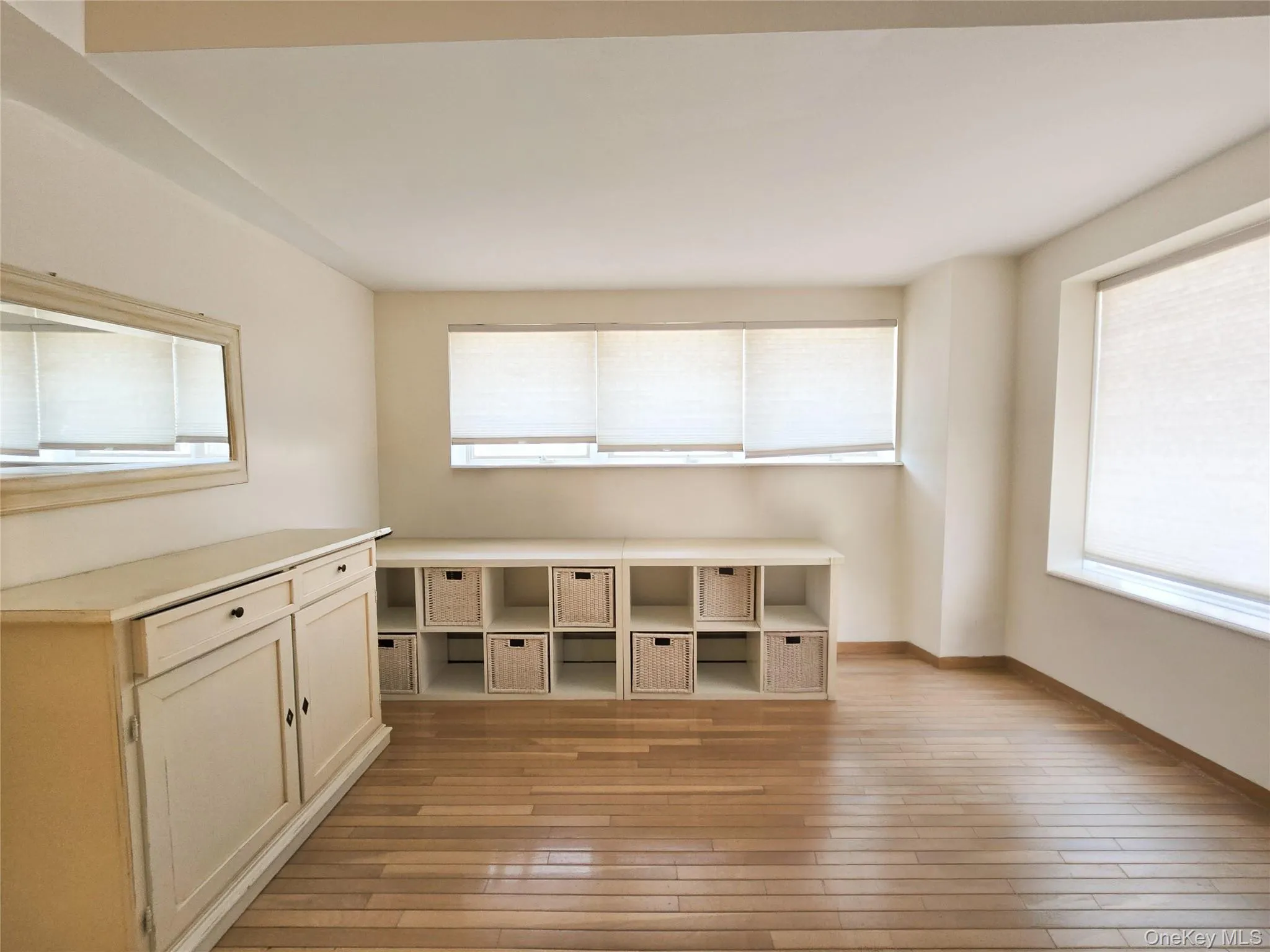 133-47 Sanford Avenue, New York, NY, 4 Bedrooms Bedrooms, 8 Rooms Rooms,3 BathroomsBathrooms,Residential,For Rent,Sanford,0,1011559 133-47 Sanford Avenue, New York, NY, 4 Bedrooms Bedrooms, 8 Rooms Rooms,3 BathroomsBathrooms,Residential,For Rent,Sanford,0,1011559