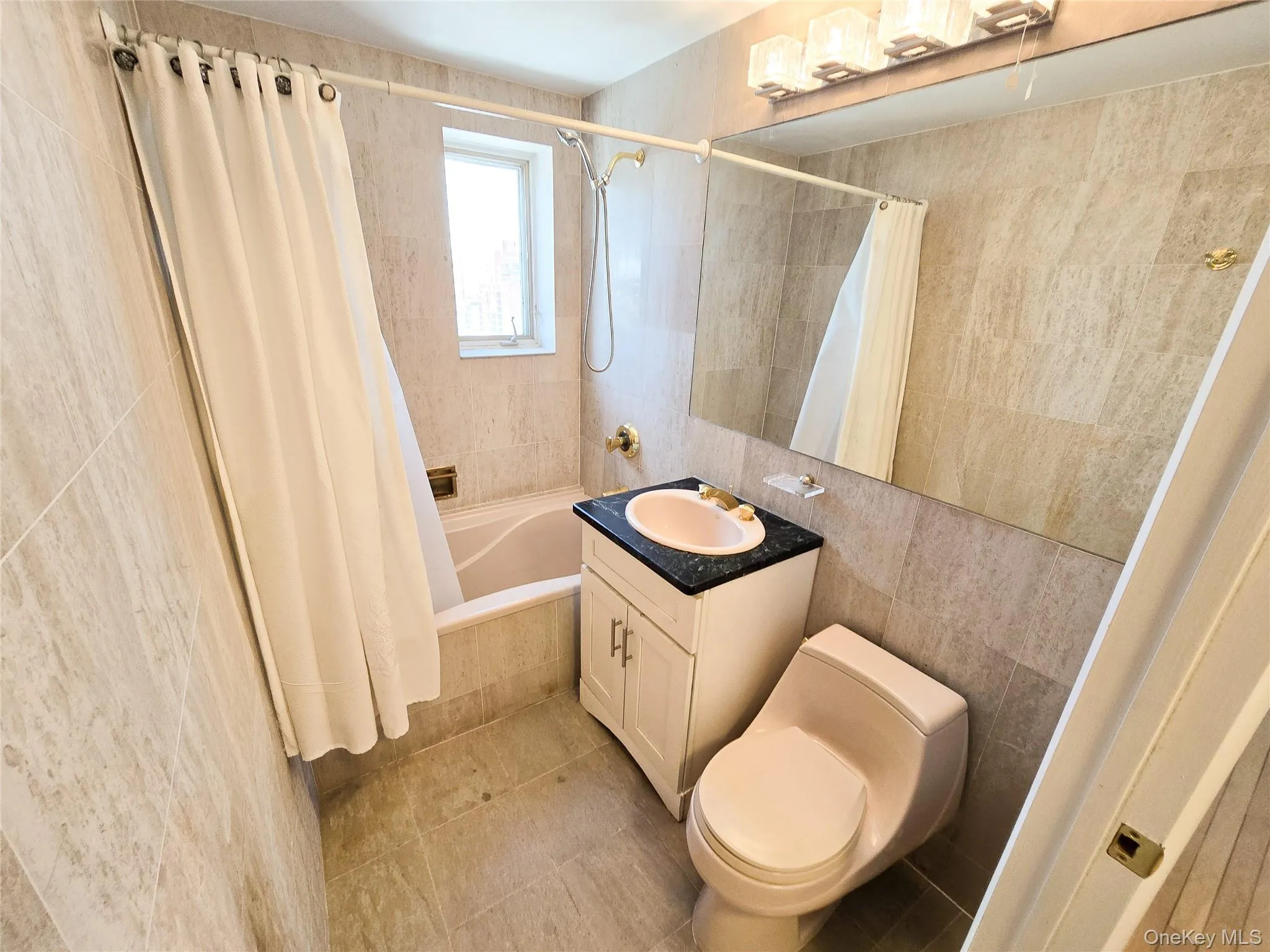 133-47 Sanford Avenue, New York, NY, 4 Bedrooms Bedrooms, 8 Rooms Rooms,3 BathroomsBathrooms,Residential,For Rent,Sanford,0,1011559 133-47 Sanford Avenue, New York, NY, 4 Bedrooms Bedrooms, 8 Rooms Rooms,3 BathroomsBathrooms,Residential,For Rent,Sanford,0,1011559