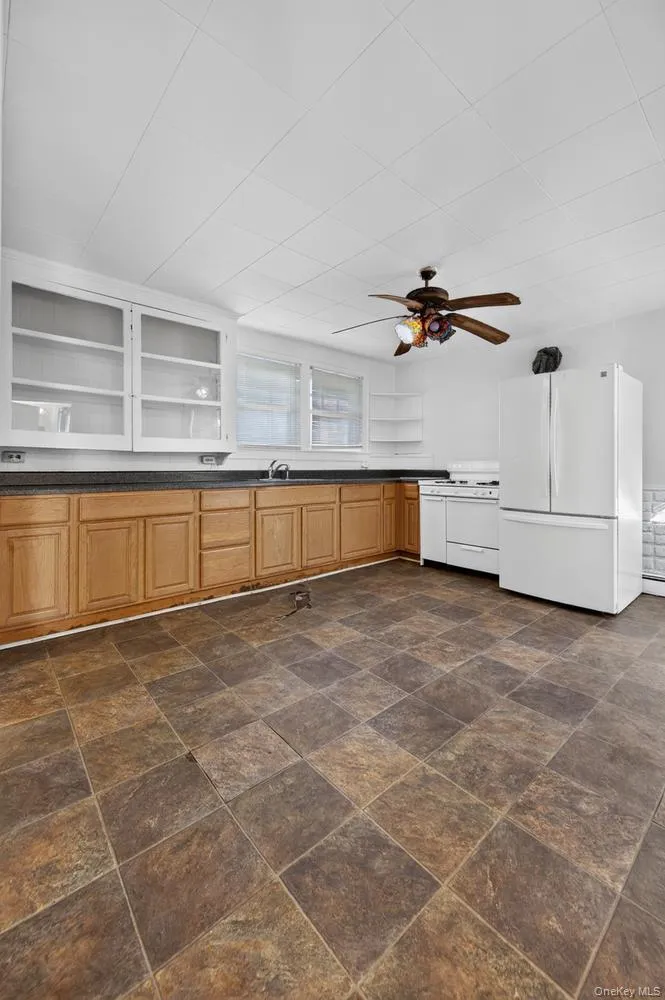 49 Cedar Street, Babylon, NY, 4 Bedrooms Bedrooms, 8 Rooms Rooms,1 BathroomBathrooms,Residential,For Rent,Cedar,0,1011561 49 Cedar Street, Babylon, NY, 4 Bedrooms Bedrooms, 8 Rooms Rooms,1 BathroomBathrooms,Residential,For Rent,Cedar,0,1011561
