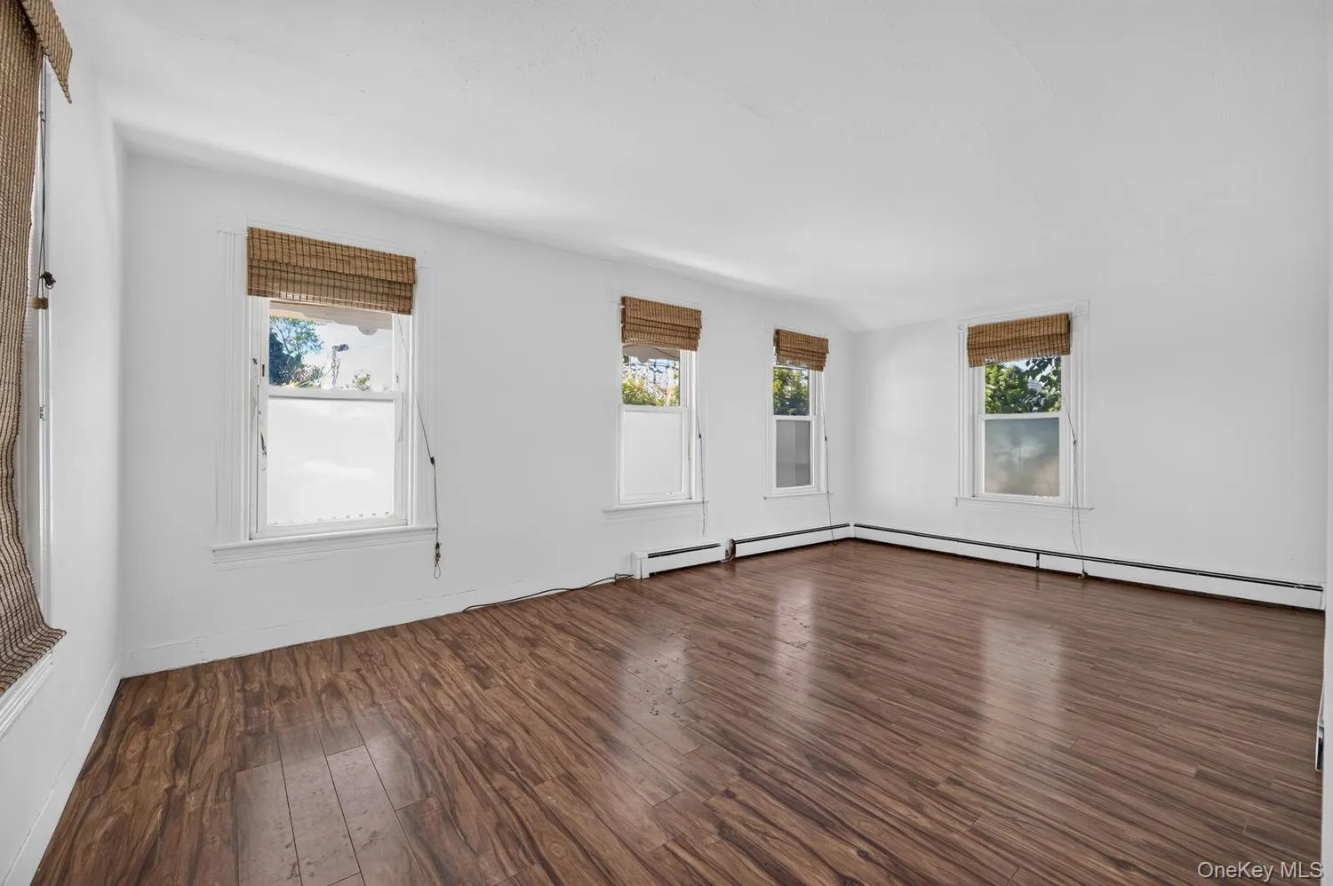 49 Cedar Street, Babylon, NY, 4 Bedrooms Bedrooms, 8 Rooms Rooms,1 BathroomBathrooms,Residential,For Rent,Cedar,0,1011561 49 Cedar Street, Babylon, NY, 4 Bedrooms Bedrooms, 8 Rooms Rooms,1 BathroomBathrooms,Residential,For Rent,Cedar,0,1011561