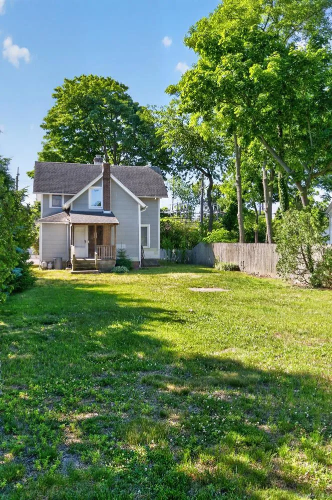 49 Cedar Street, Babylon, NY, 4 Bedrooms Bedrooms, 8 Rooms Rooms,1 BathroomBathrooms,Residential,For Rent,Cedar,0,1011561 49 Cedar Street, Babylon, NY, 4 Bedrooms Bedrooms, 8 Rooms Rooms,1 BathroomBathrooms,Residential,For Rent,Cedar,0,1011561